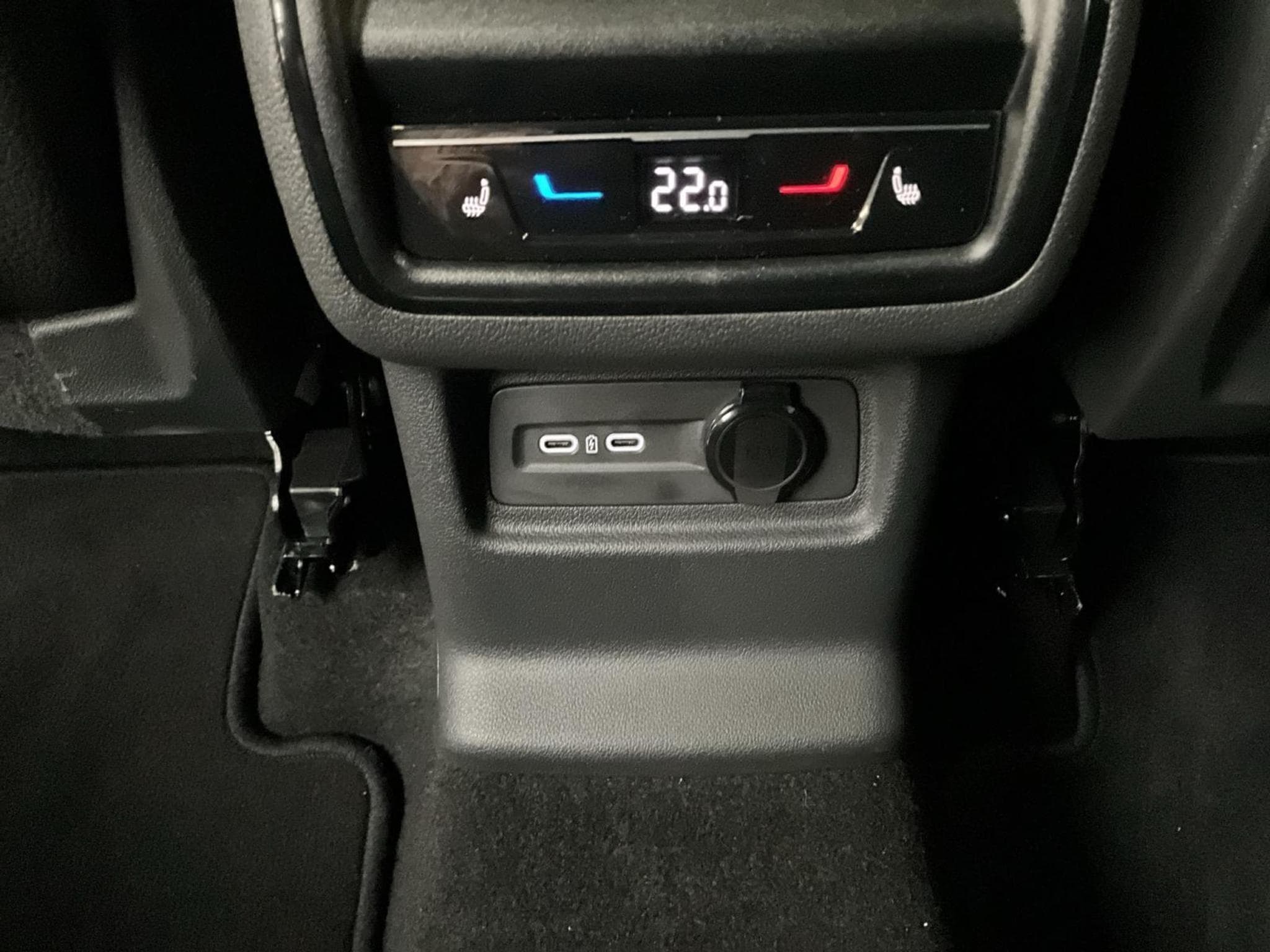 Skoda Kodiaq Sportline+DSG+4x4+StandH.+AHK (2025) - Foto 23