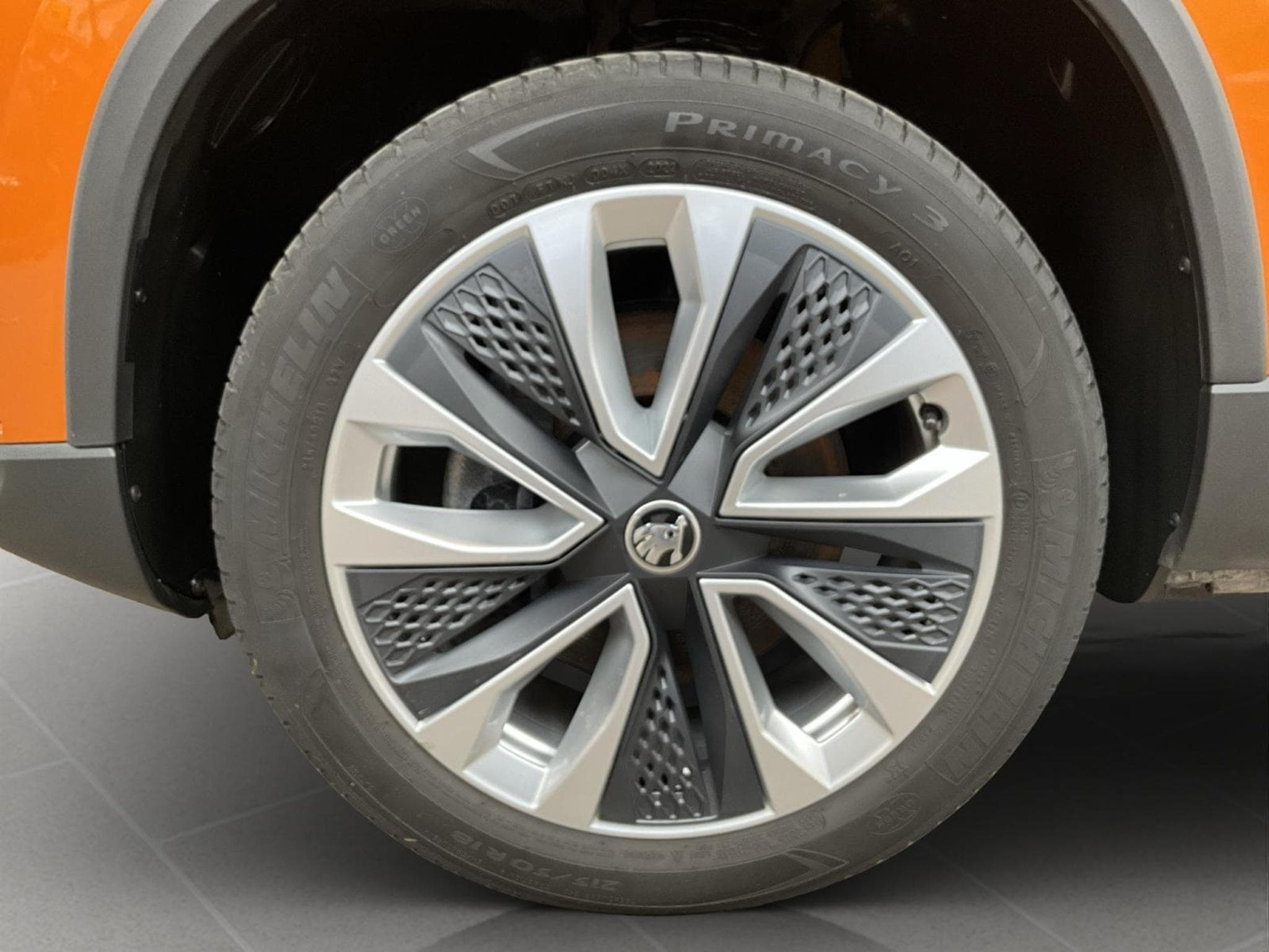 Skoda Karoq Style+DSG+AHK+P.Convenience (2022) - Foto 8