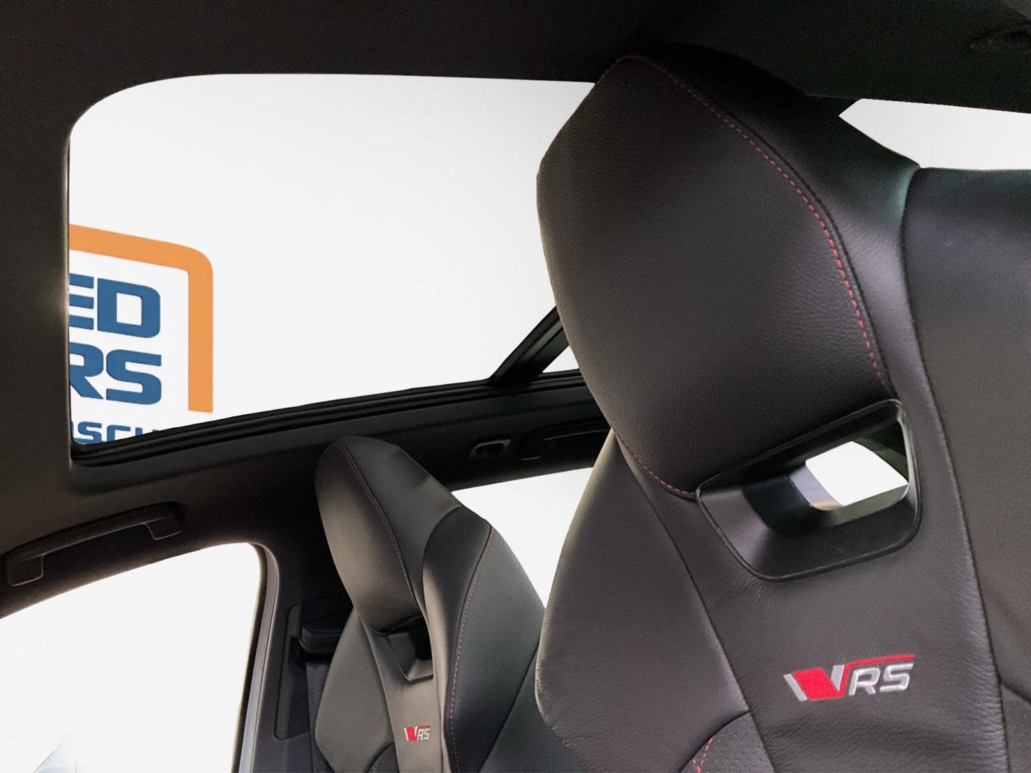 Skoda Octavia RS+DSG+Pano+SUEDIA+AHK (2025) - Photo 15