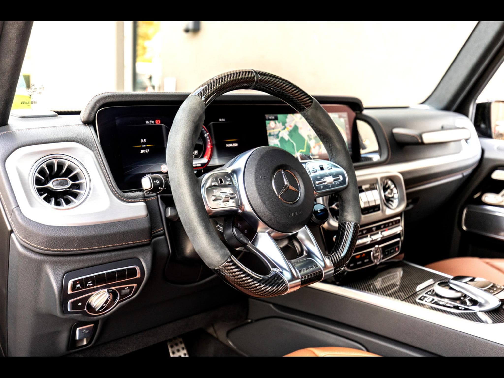 Mercedes G 63 AMG PACK NIGHT II - OLIVE METALLIC DESIGNO (2024) - Photo 10