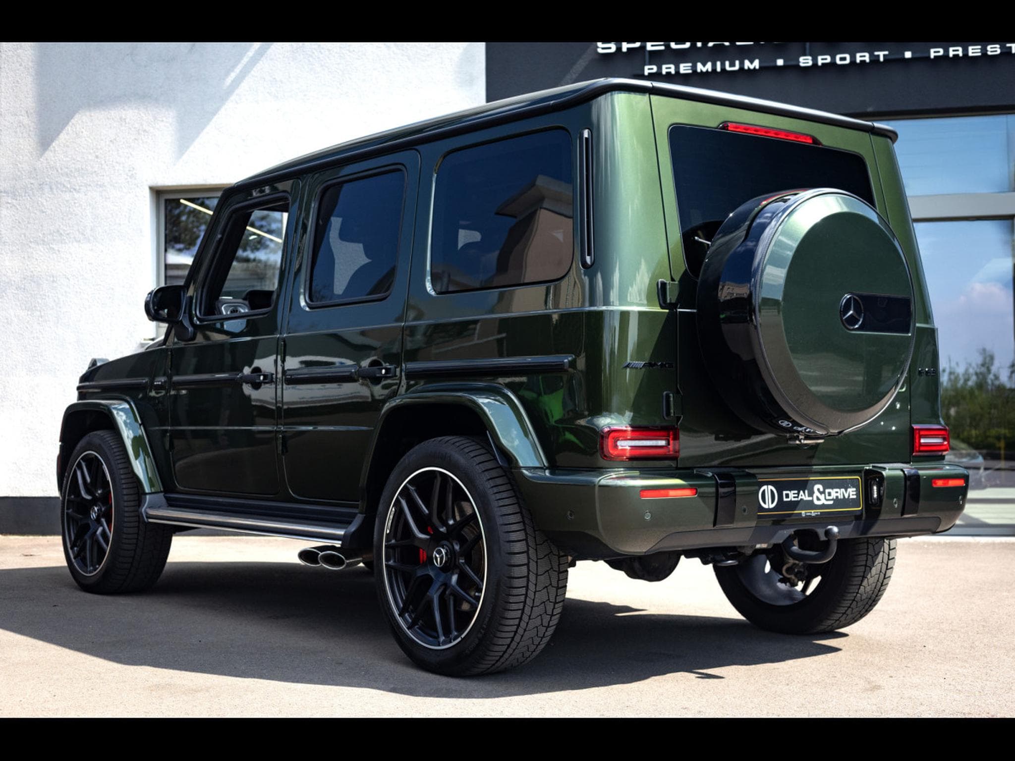 Mercedes G 63 AMG PACK NIGHT II - OLIVE METALLIC DESIGNO (2024) - Photo 3