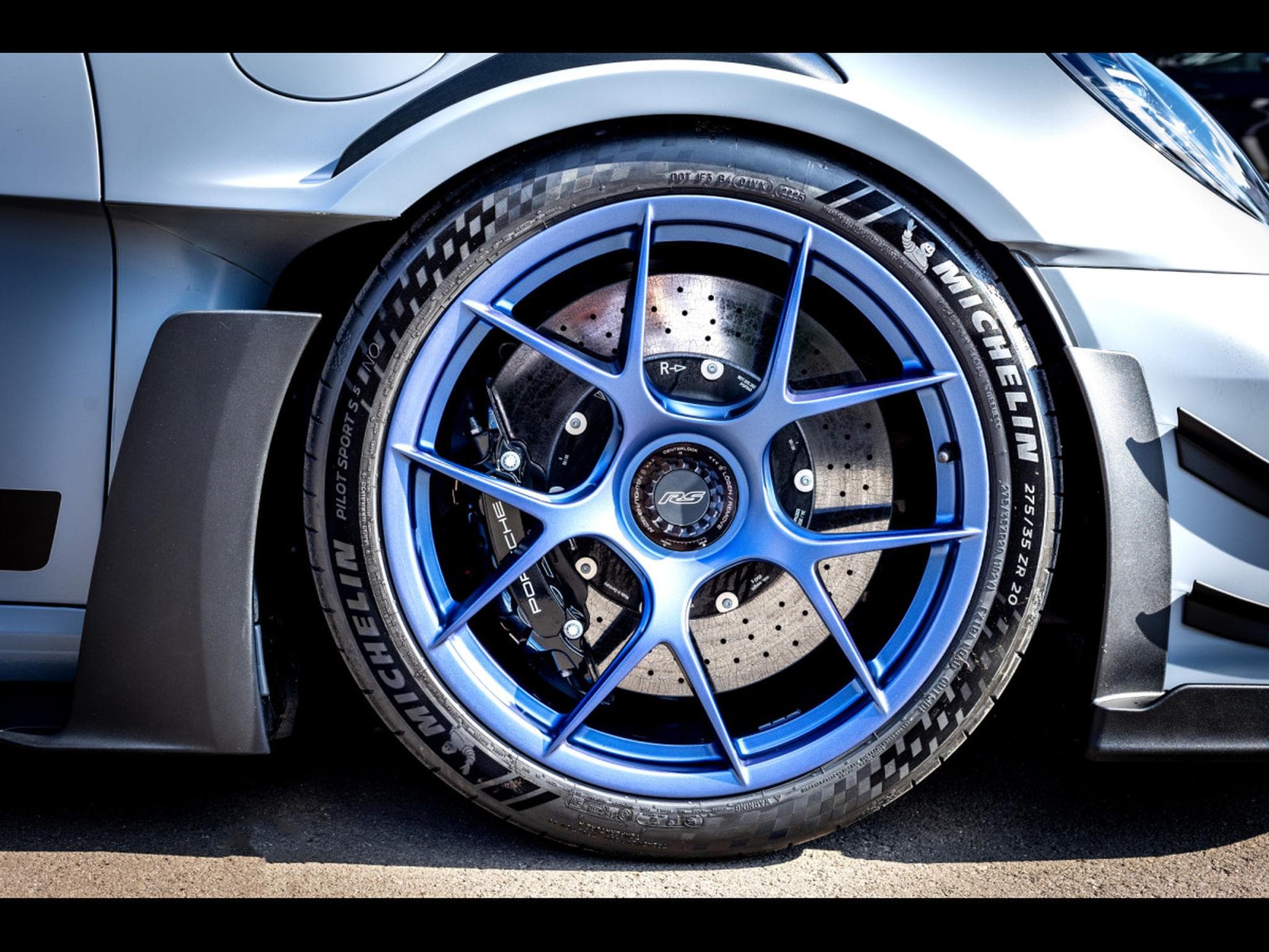 Porsche 911 (992.1) GT3 RS PDK MANTHEY RACING – FULL PPF SATIN - APPROVE (2025) - Photo 8