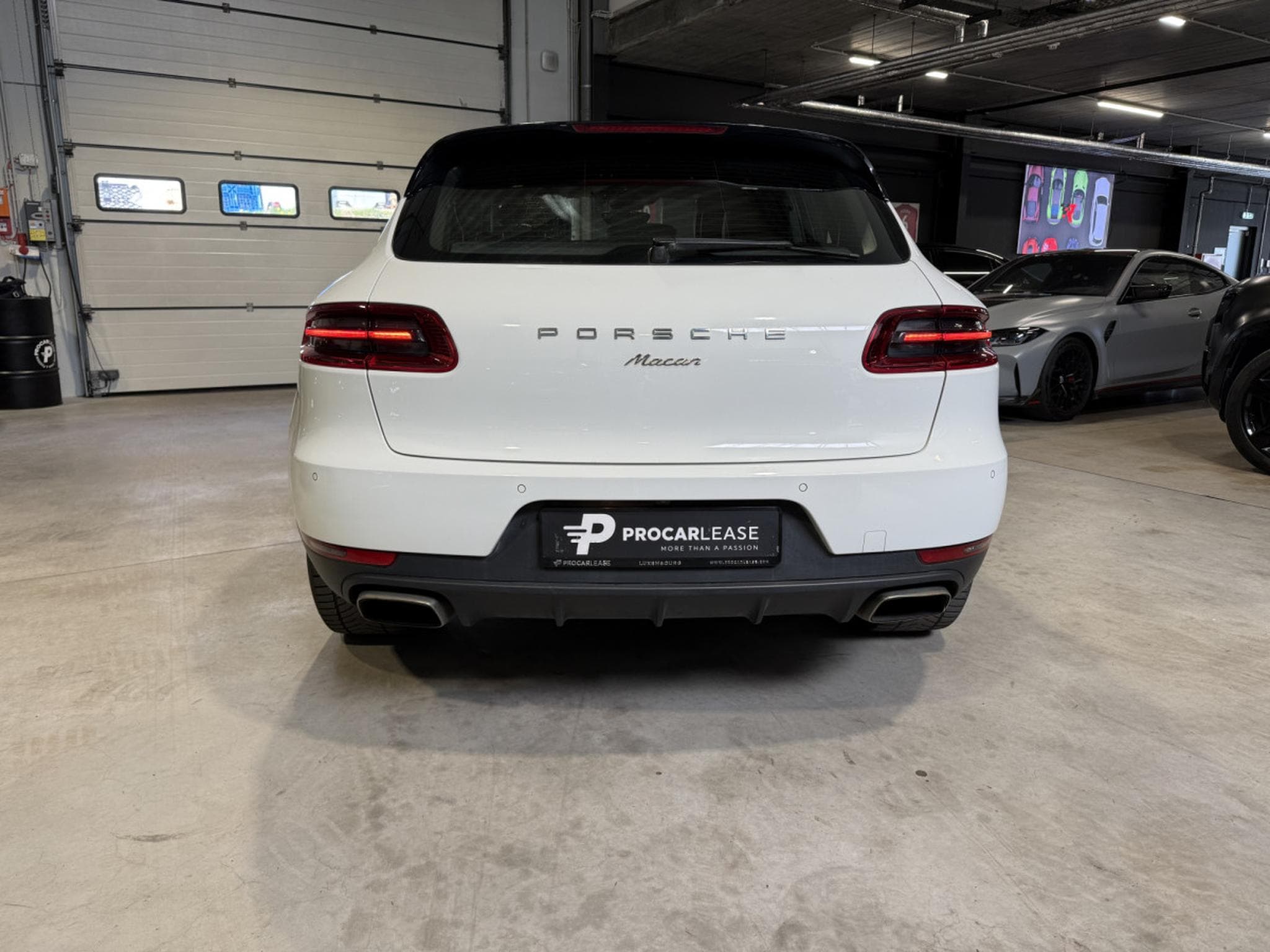 Porsche Macan Macan/Camera/18/Bi-Xenon/(PDLS)/Alcantara (2017) - Photo 15
