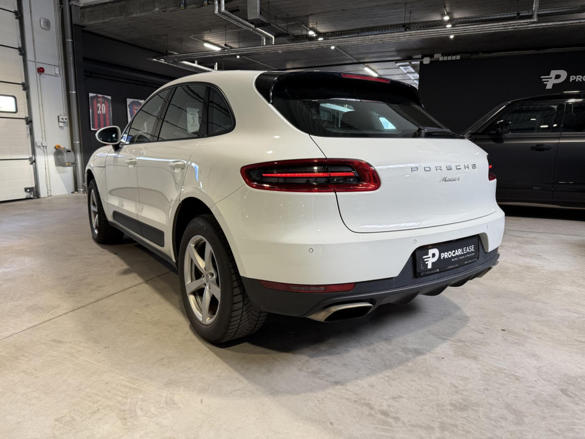 Porsche Macan Macan/Camera/18/Bi-Xenon/(PDLS)/Alcantara (2017) - Photo 9