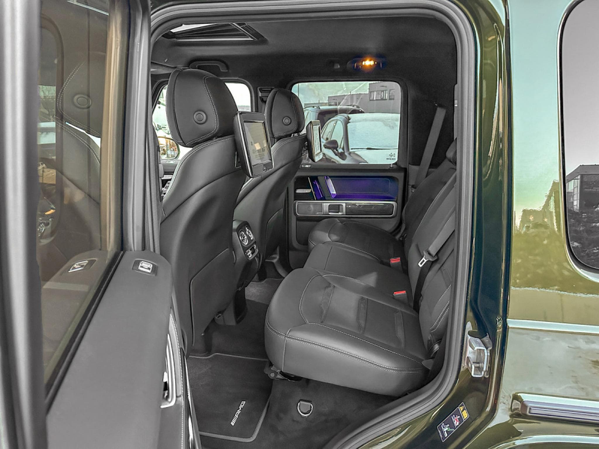 Mercedes G 63 AMG G63 AMG MANUFAKTUR/22/BURMESTER/CARBON/TV/STHZ (2023) - Photo 19