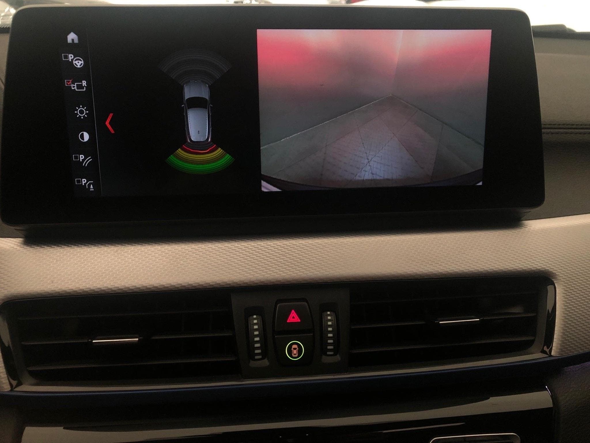 BMW X2 -54% 25E HYB 220cv BVA 4x4 M Sport +T.PANO+GPS+CAM (2021) - Photo 12