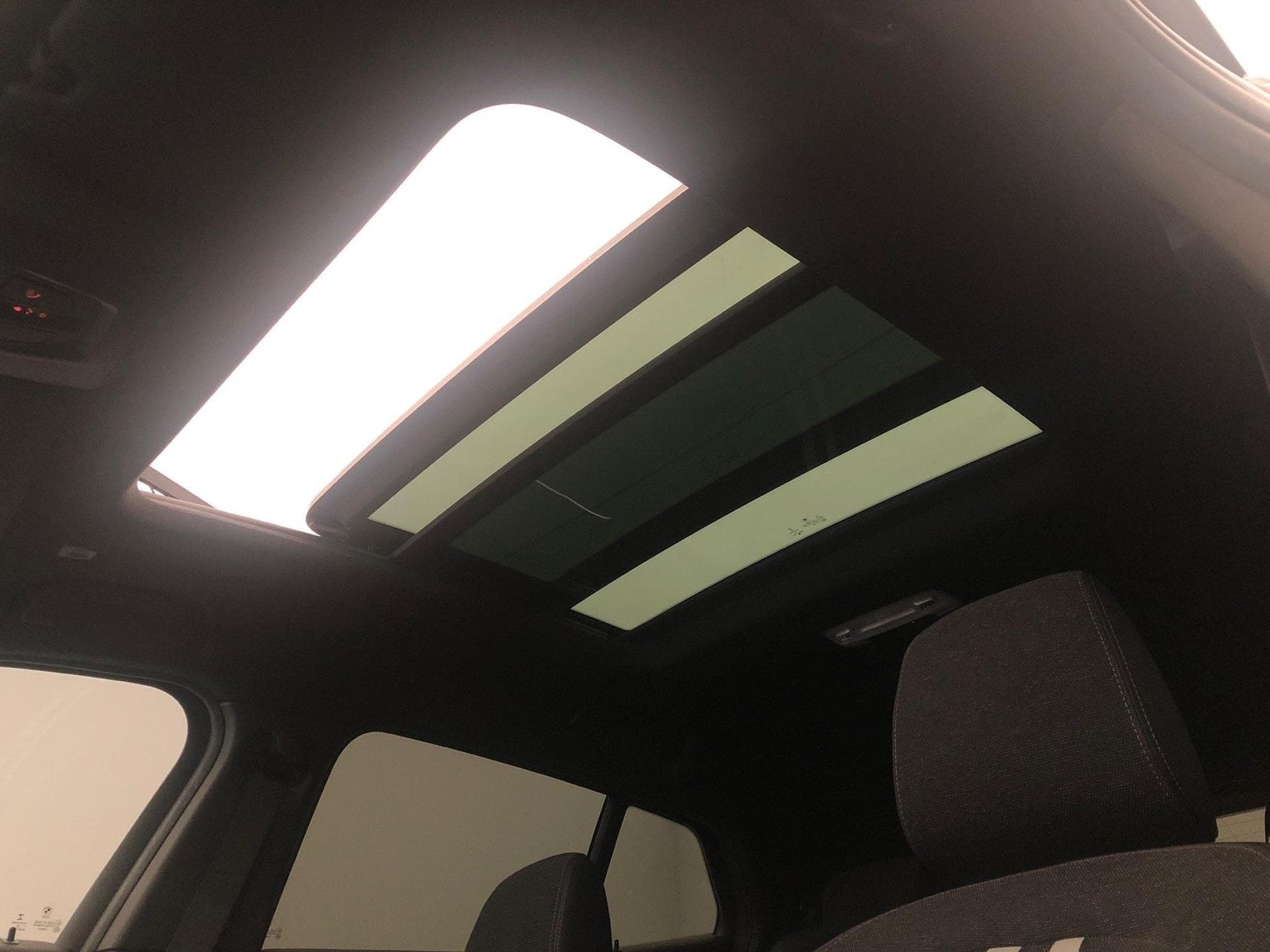 BMW X2 -54% 25E HYB 220cv BVA 4x4 M Sport +T.PANO+GPS+CAM (2021) - Photo 9