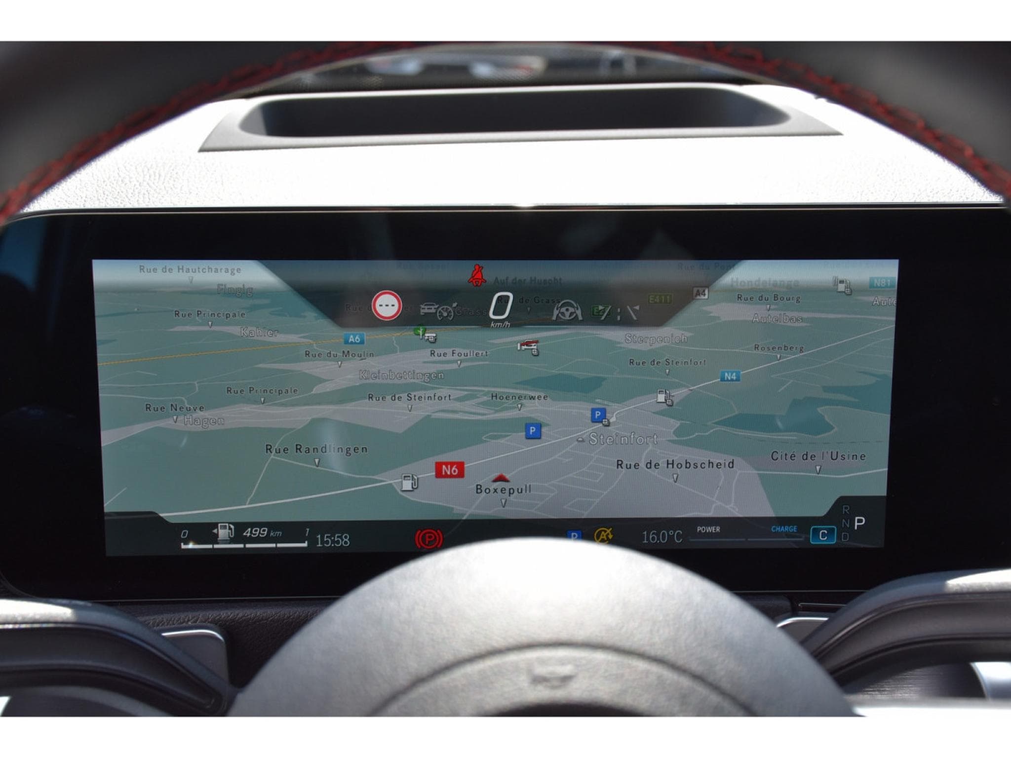 Mercedes GLB 220 4Matic AMG Line 8G-DCT  7 PL. MEMO PANO NIGHT ACC CAM360 1°M (2025) - Foto 17