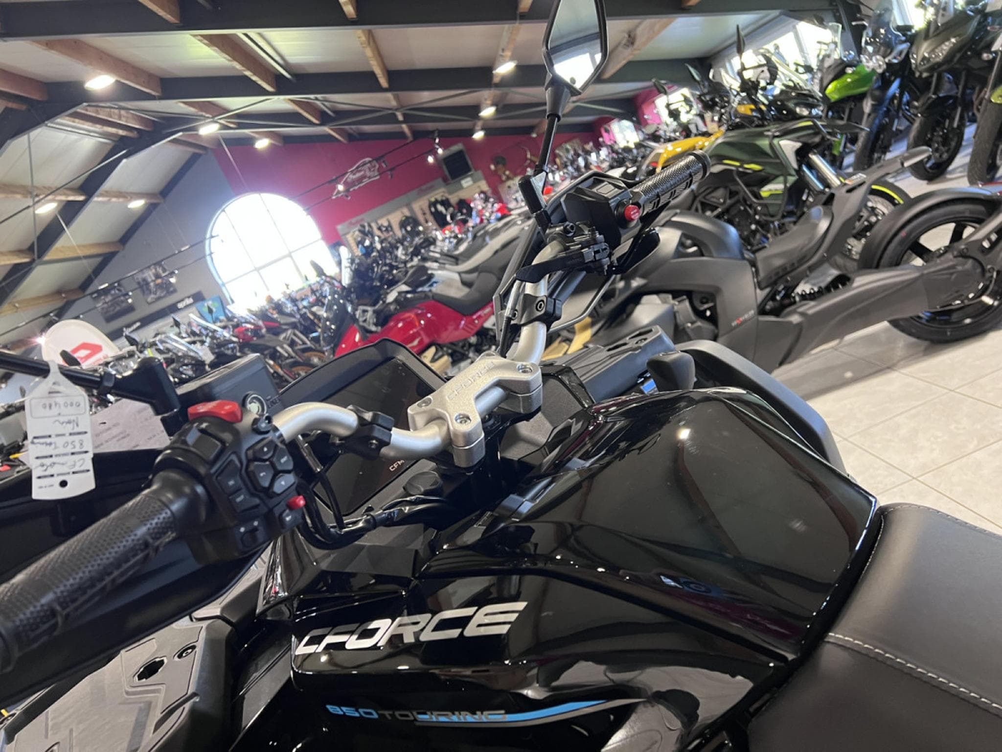 CF Moto CForce 850 T3 no ABS 60 km/h (2026) - Foto 6