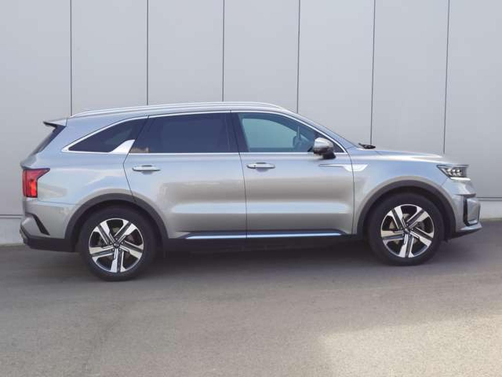 Kia Sorento SorentoHYBRID 1.6 TGI AWD Sense 7places (2020) - Photo 2