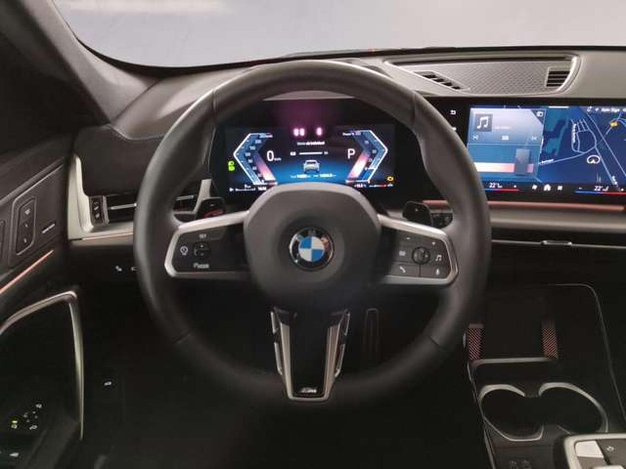 BMW X1 xDrive20d Head-Up HK HiFi DAB (2025) - Foto 12