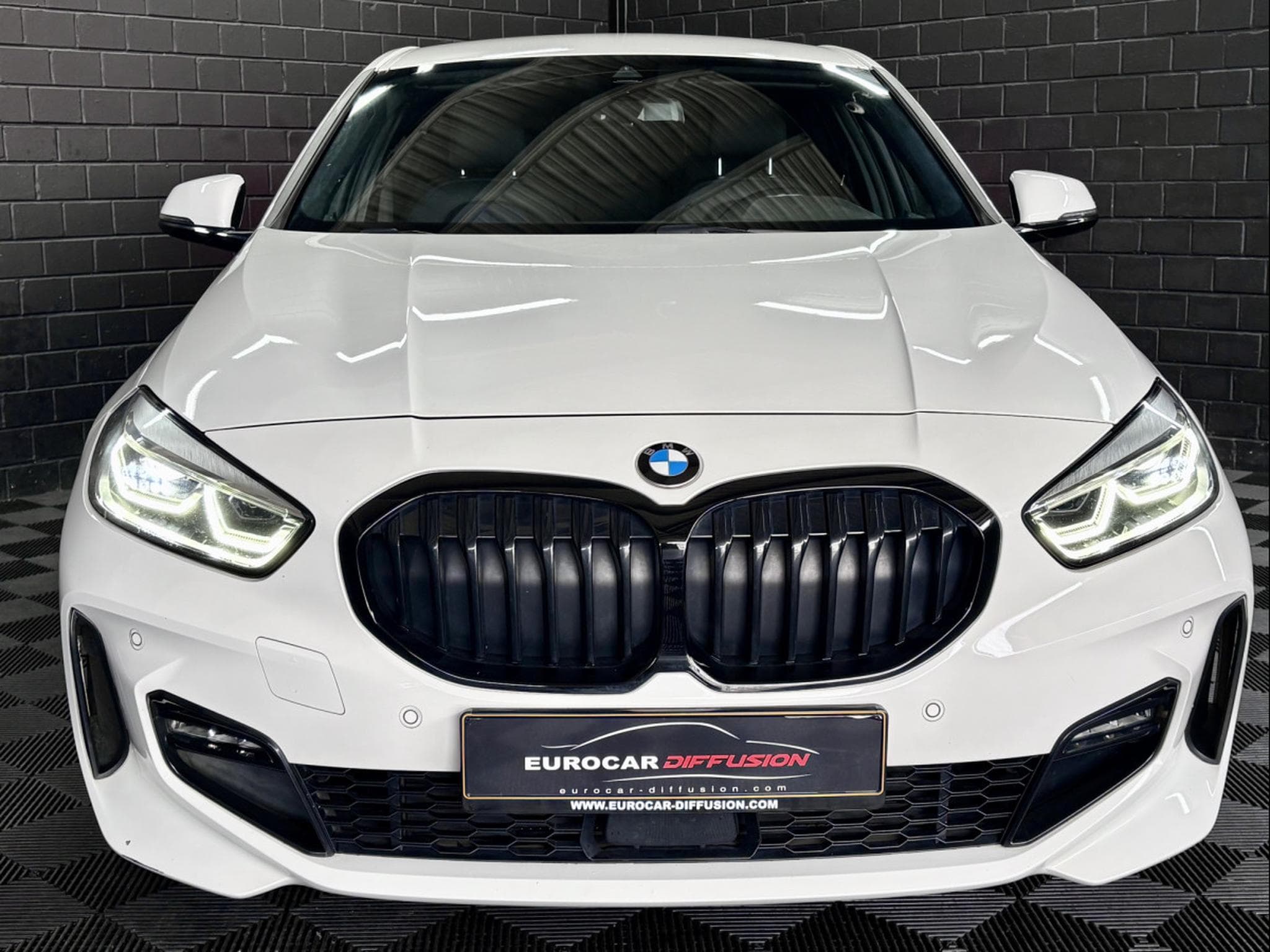 BMW 118 D M-Sport 2.0 150CV *BLACK PACK* 19" * ALARME* (2023) - Foto 2