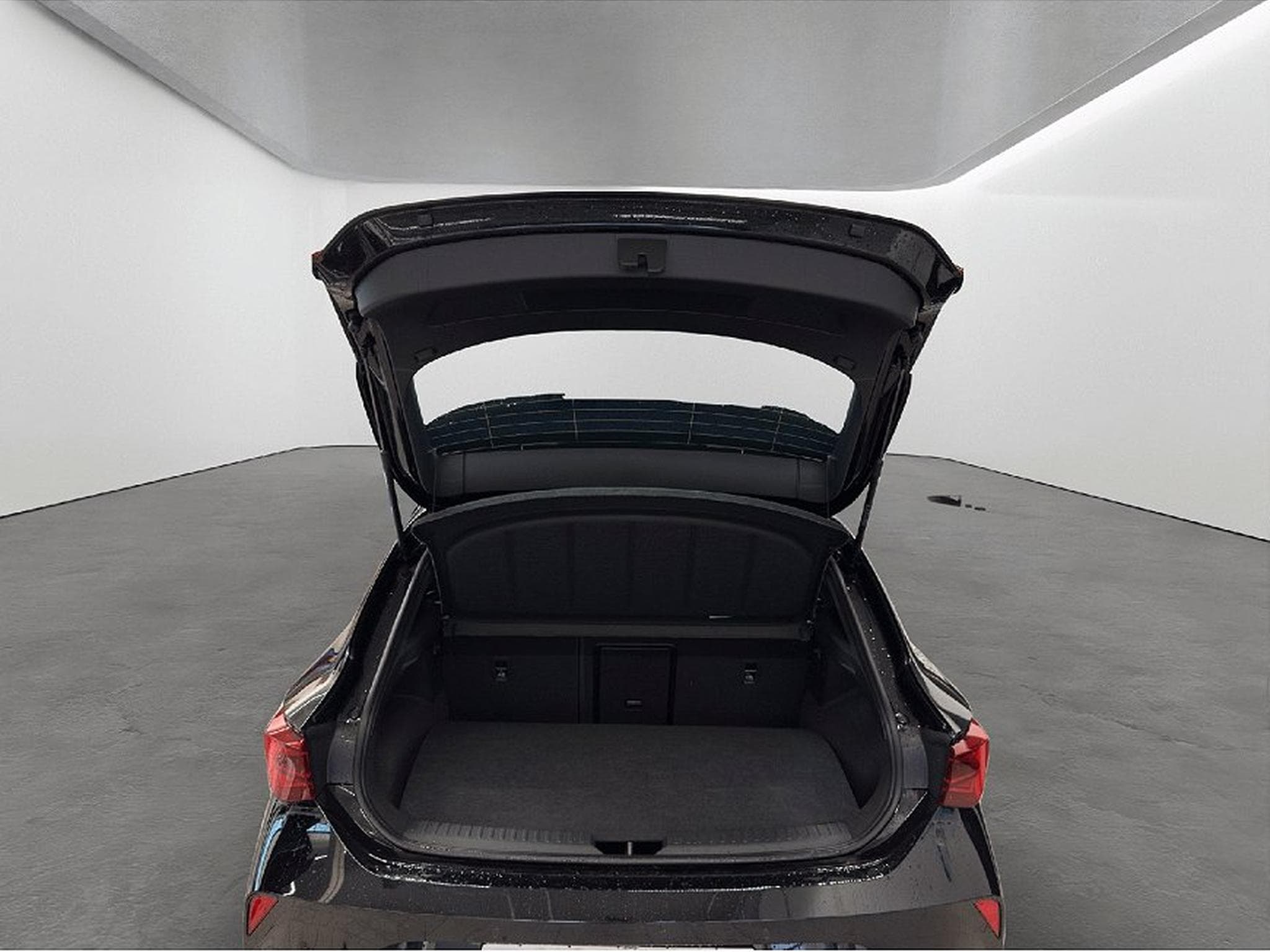 Cupra Leon (2025) - Photo 6