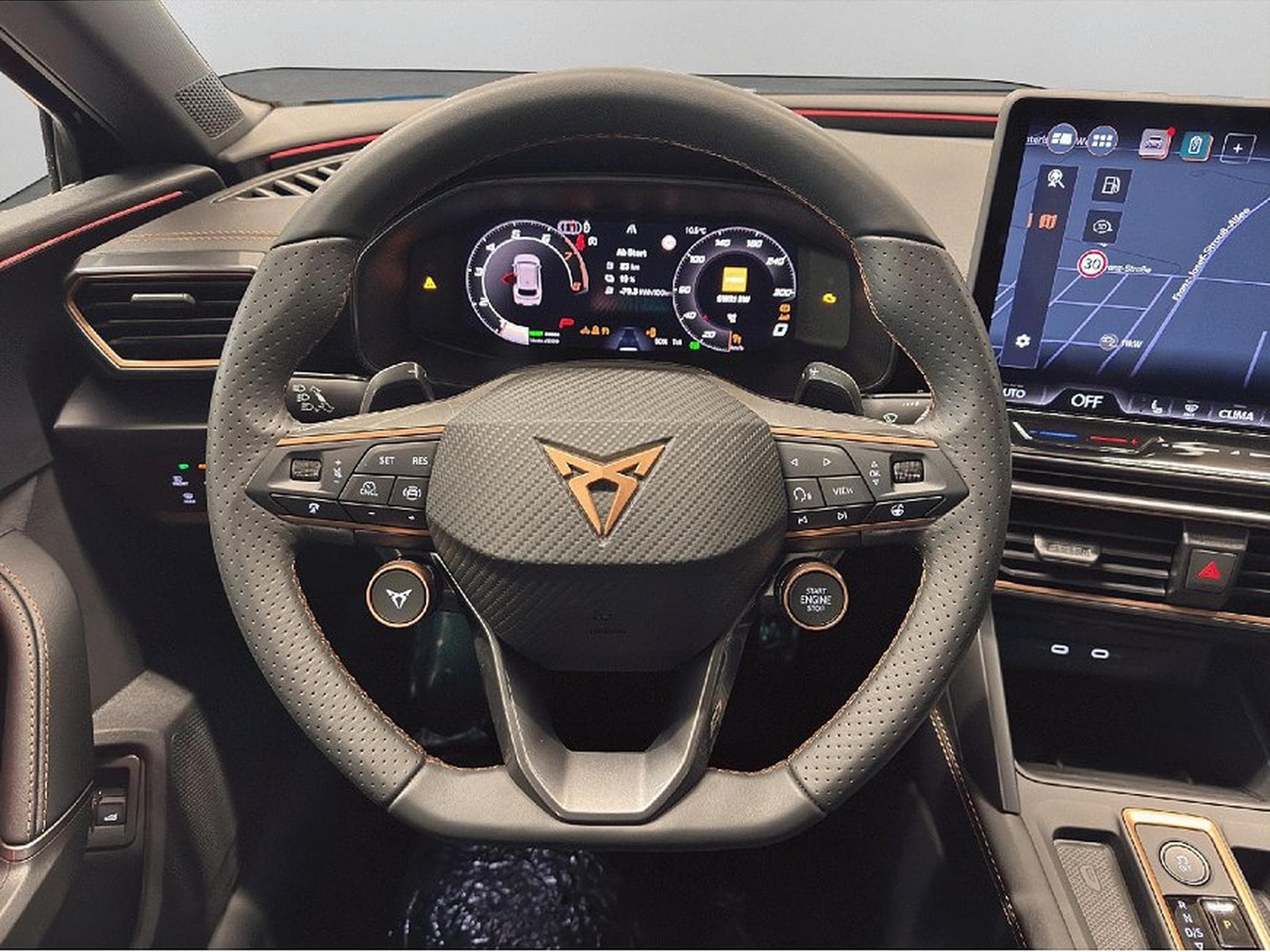 Cupra Leon (2025) - Photo 17