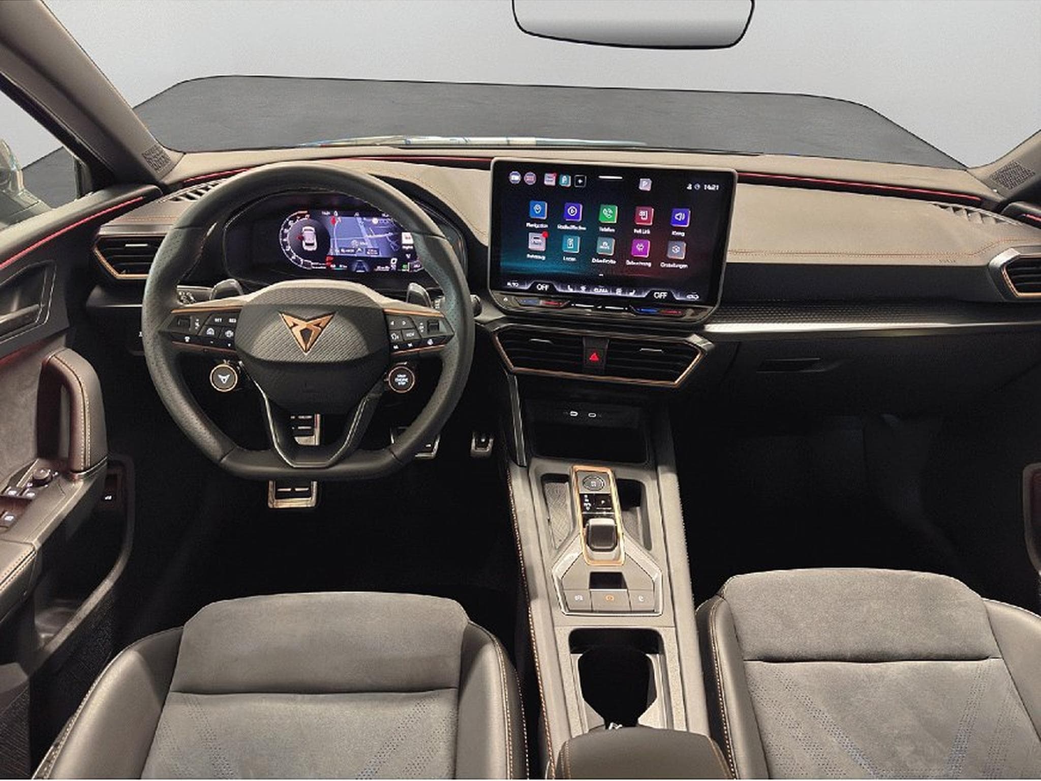 Cupra Leon (2025) - Photo 12