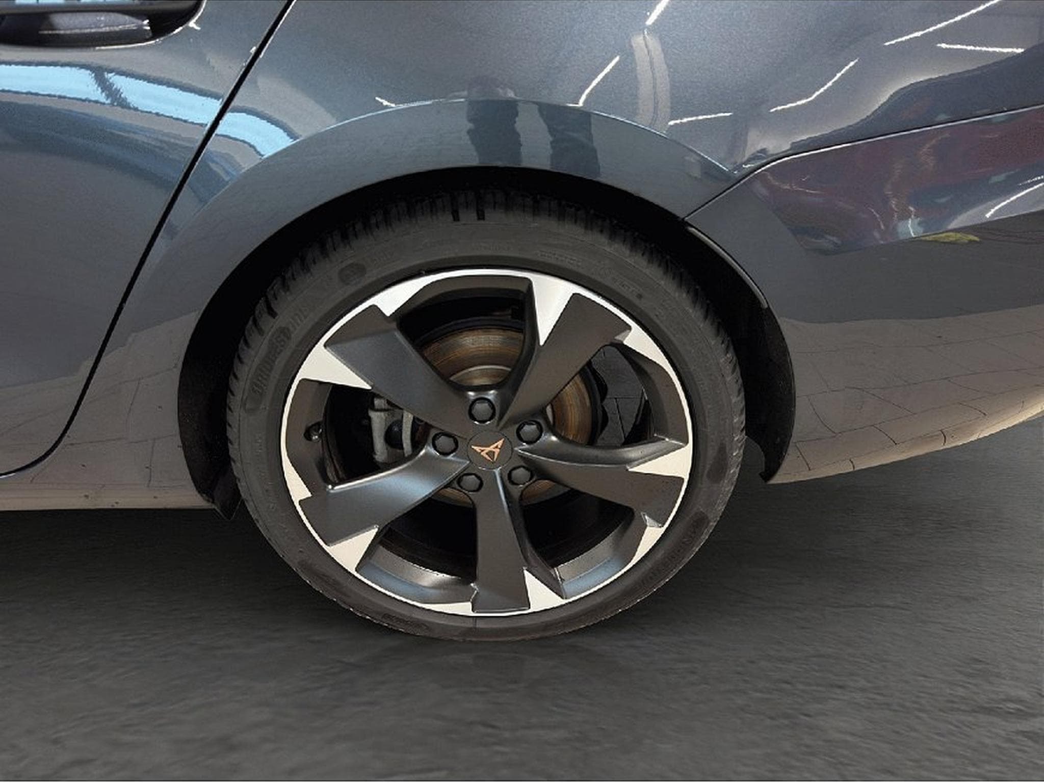 Cupra Leon (2025) - Photo 7