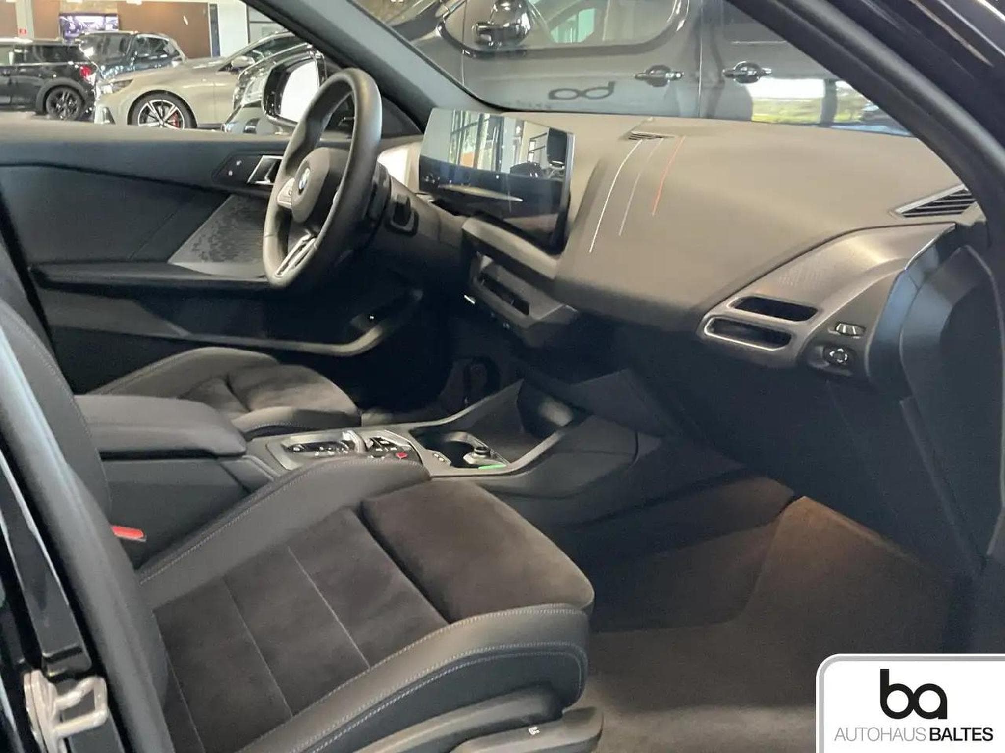 BMW 120 (2025) - Photo 6