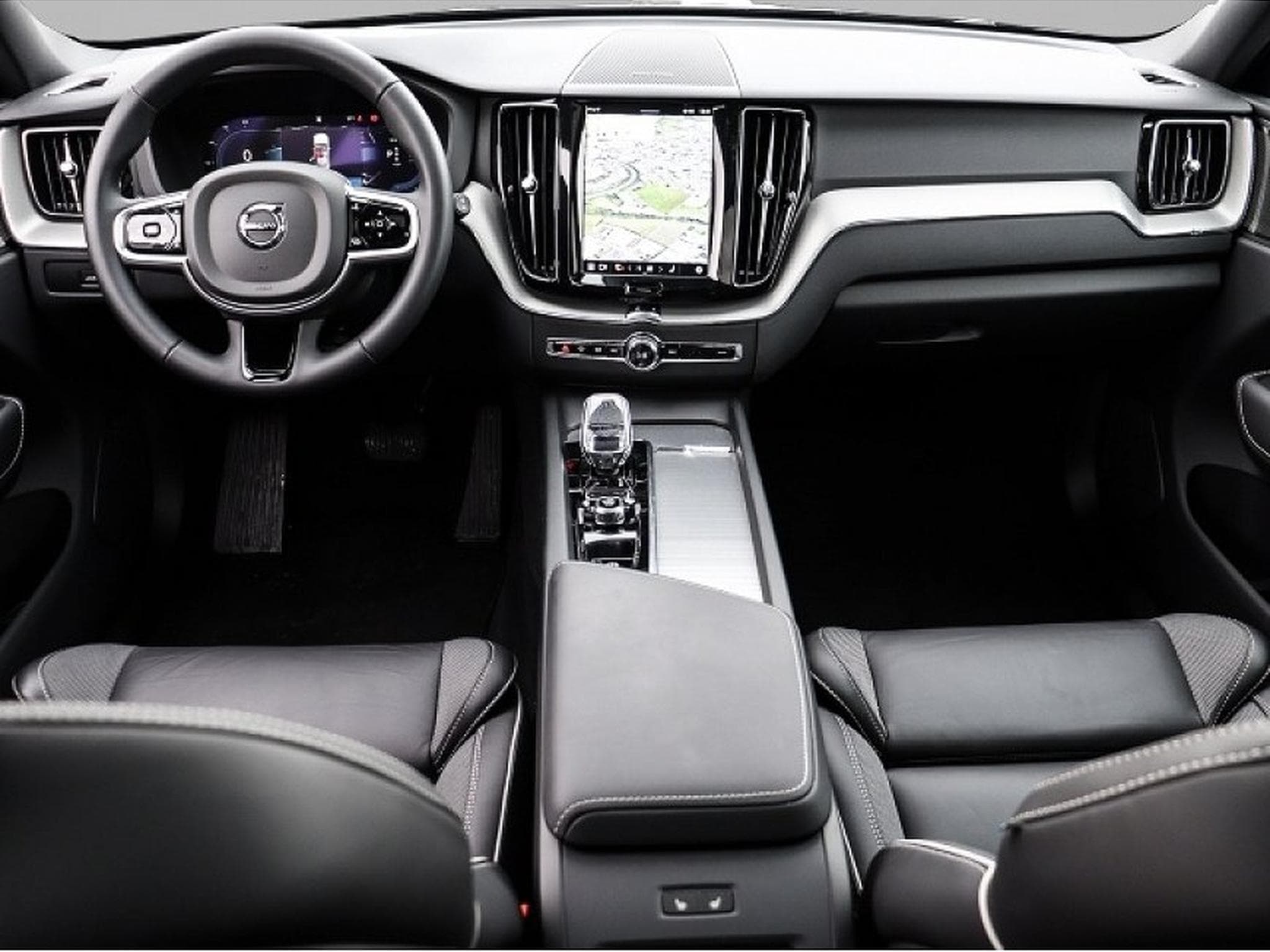 Volvo XC60 (2024) - Photo 4