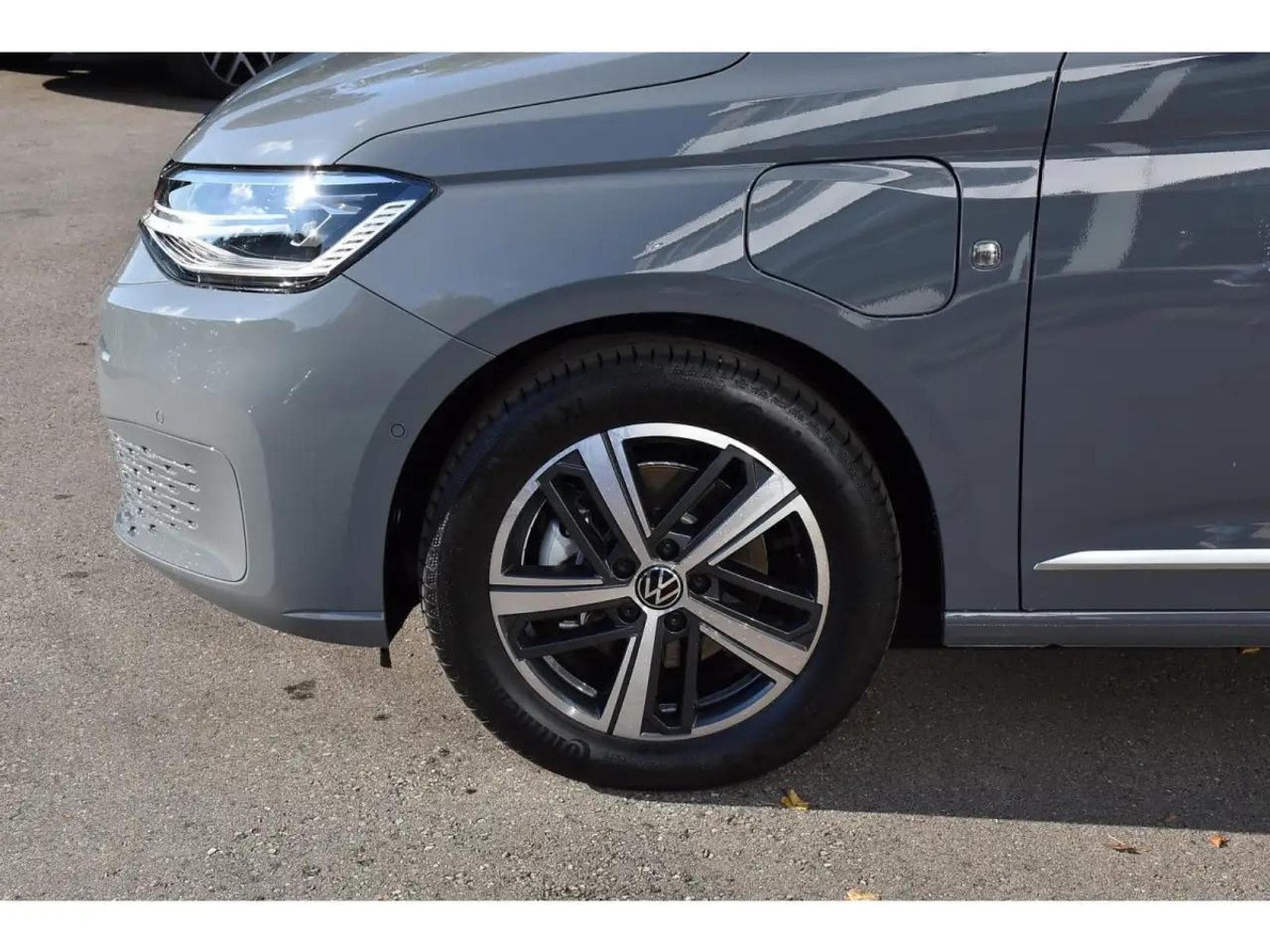 VW Caddy (2025) - Photo 5