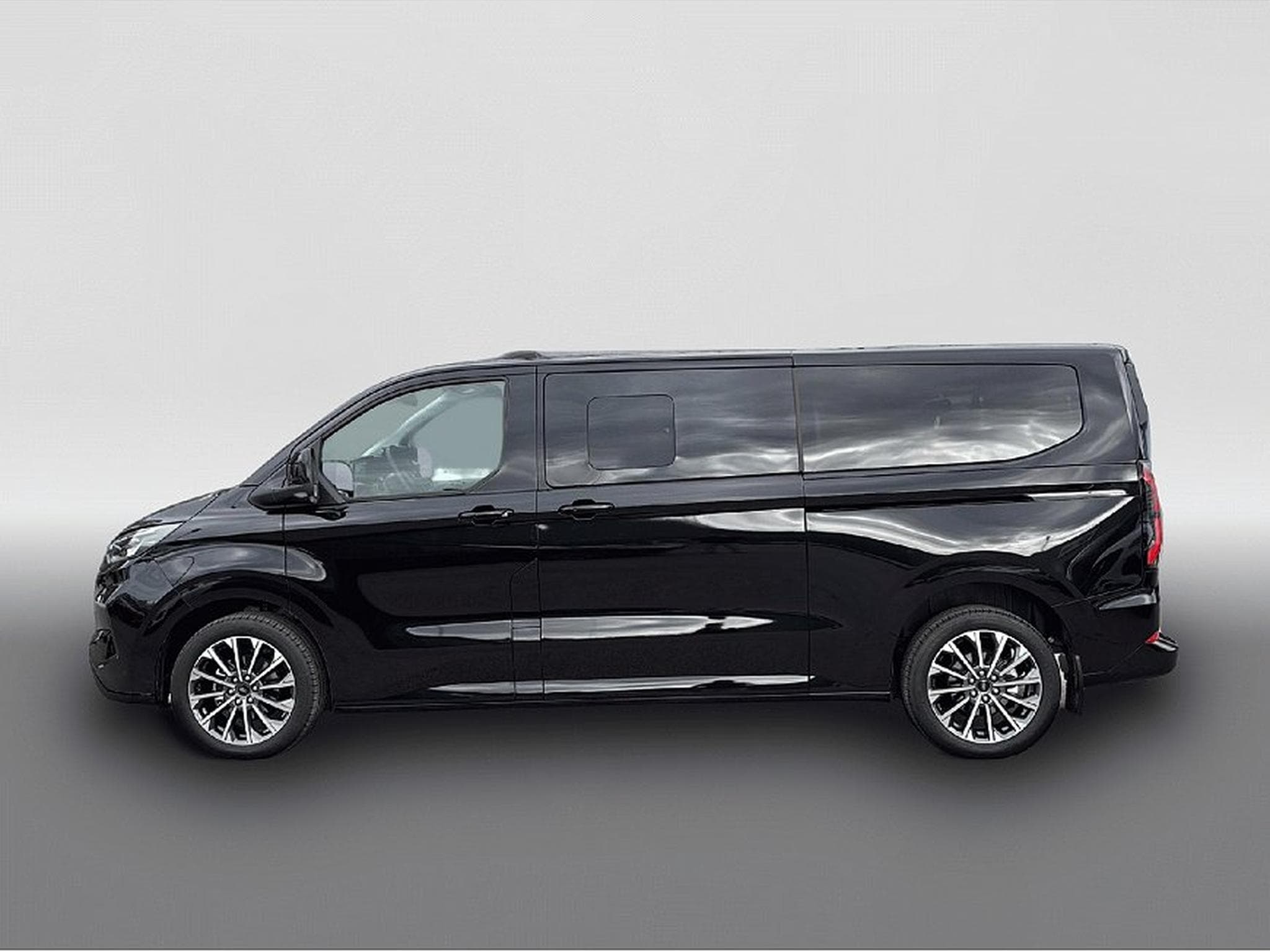Ford Tourneo (2026) - Photo 6