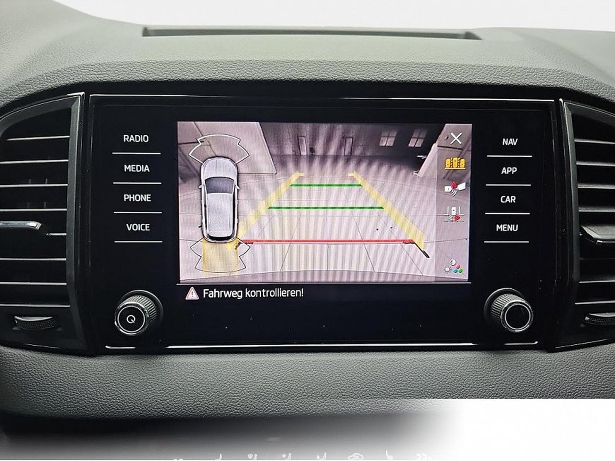 Skoda Karoq (2026) - Photo 9