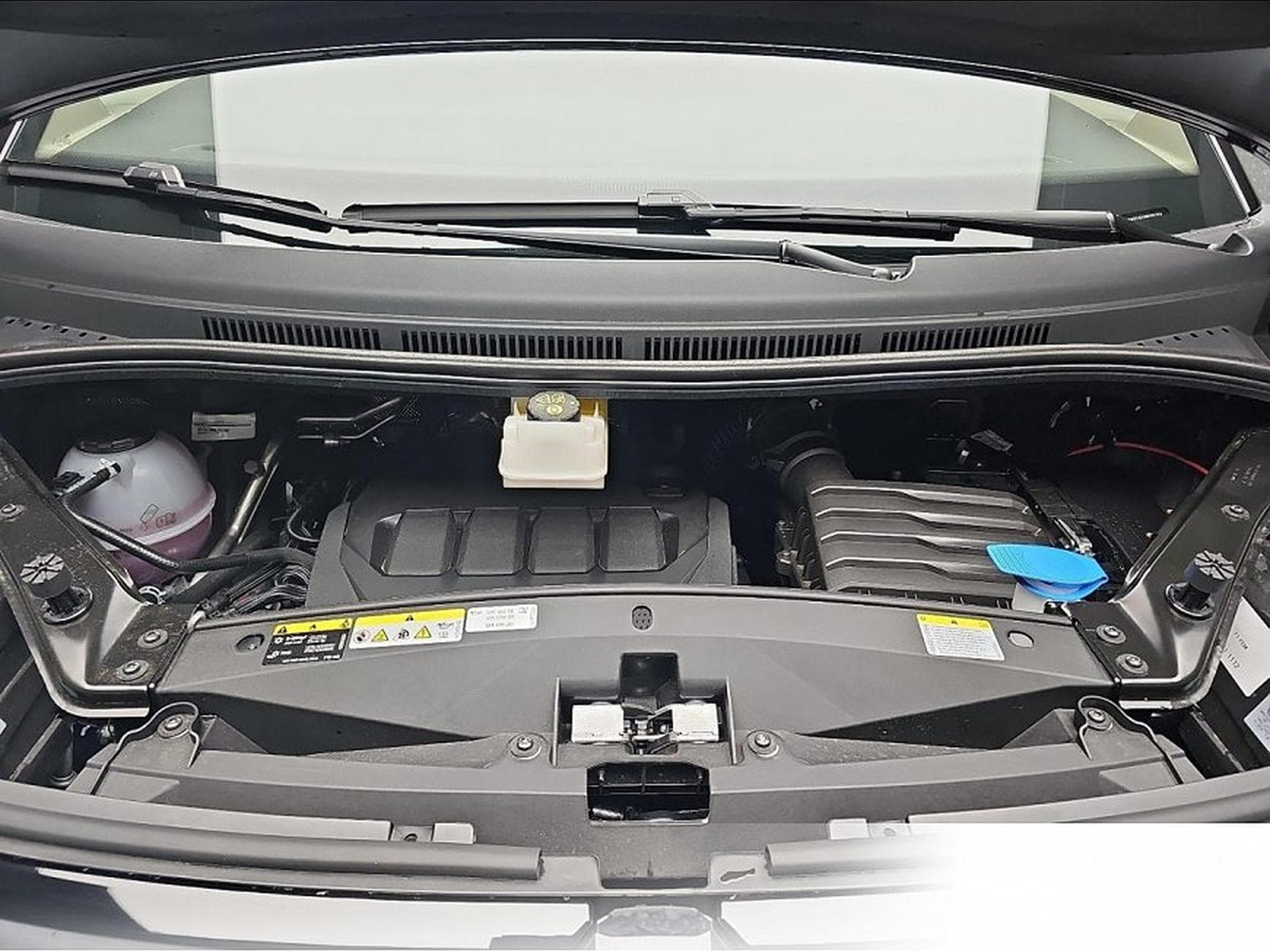 VW Multivan (2026) - Photo 14