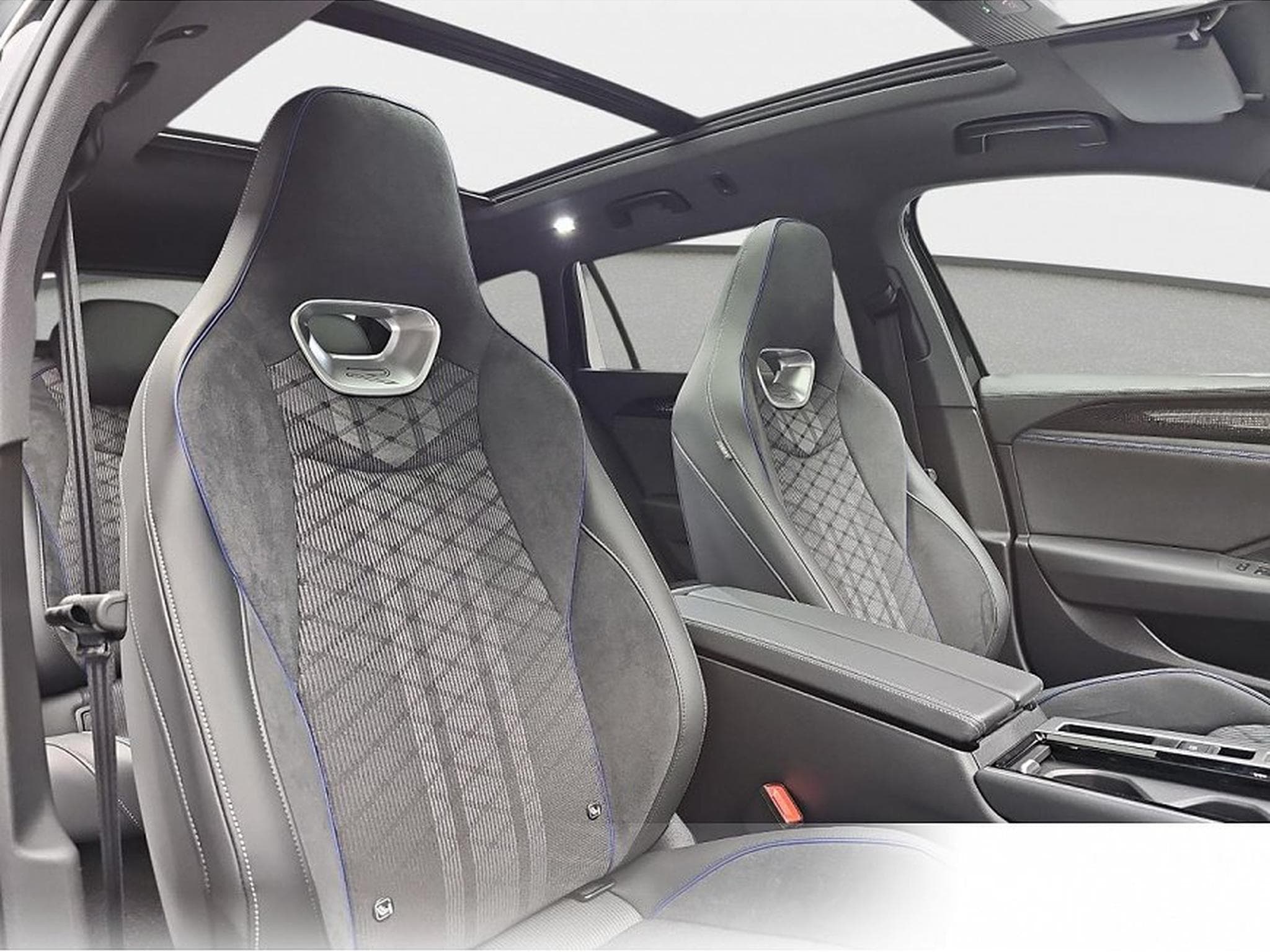 VW Passat (2026) - Photo 15