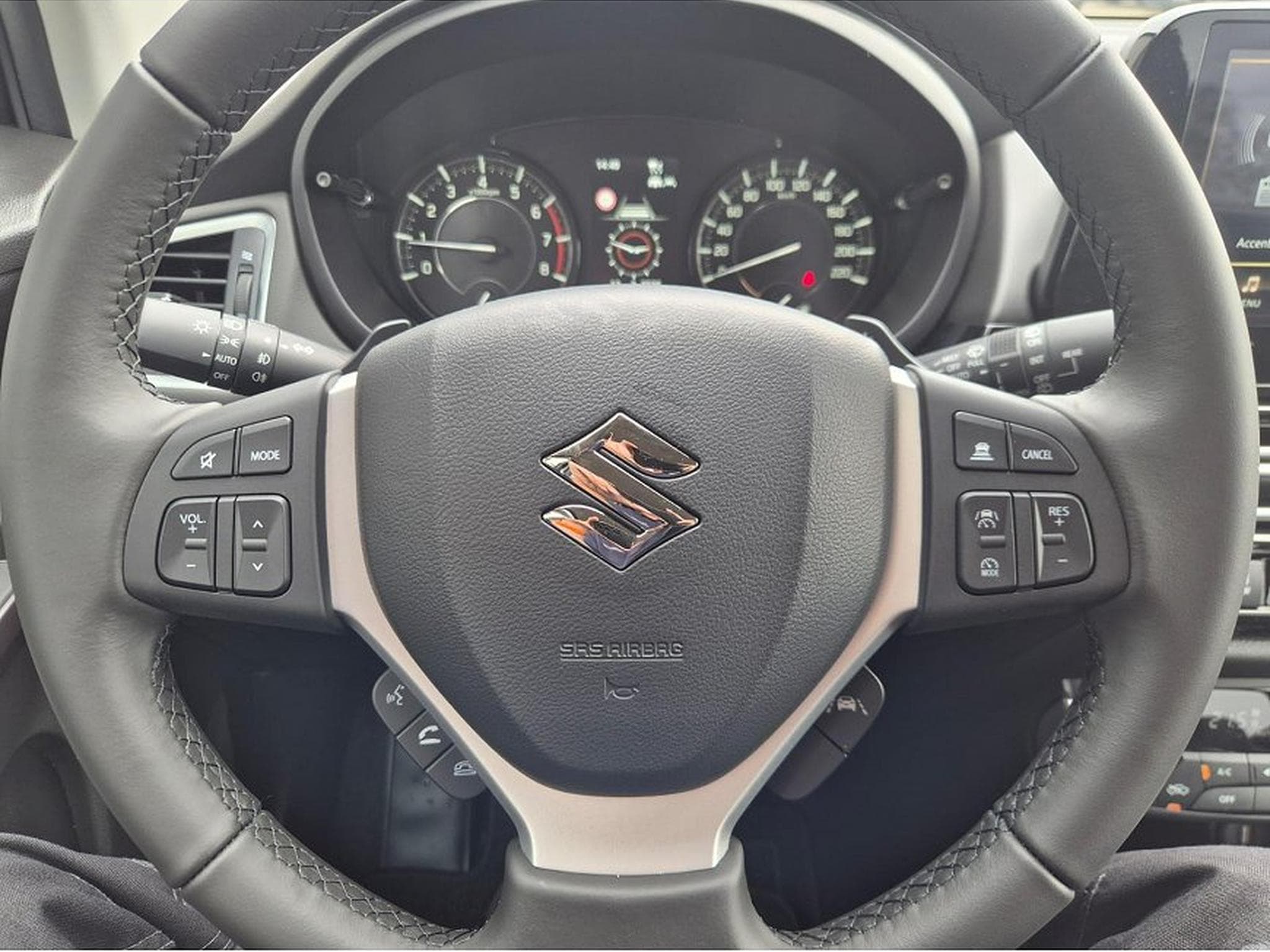 Suzuki S-Cross (2026) - Photo 15