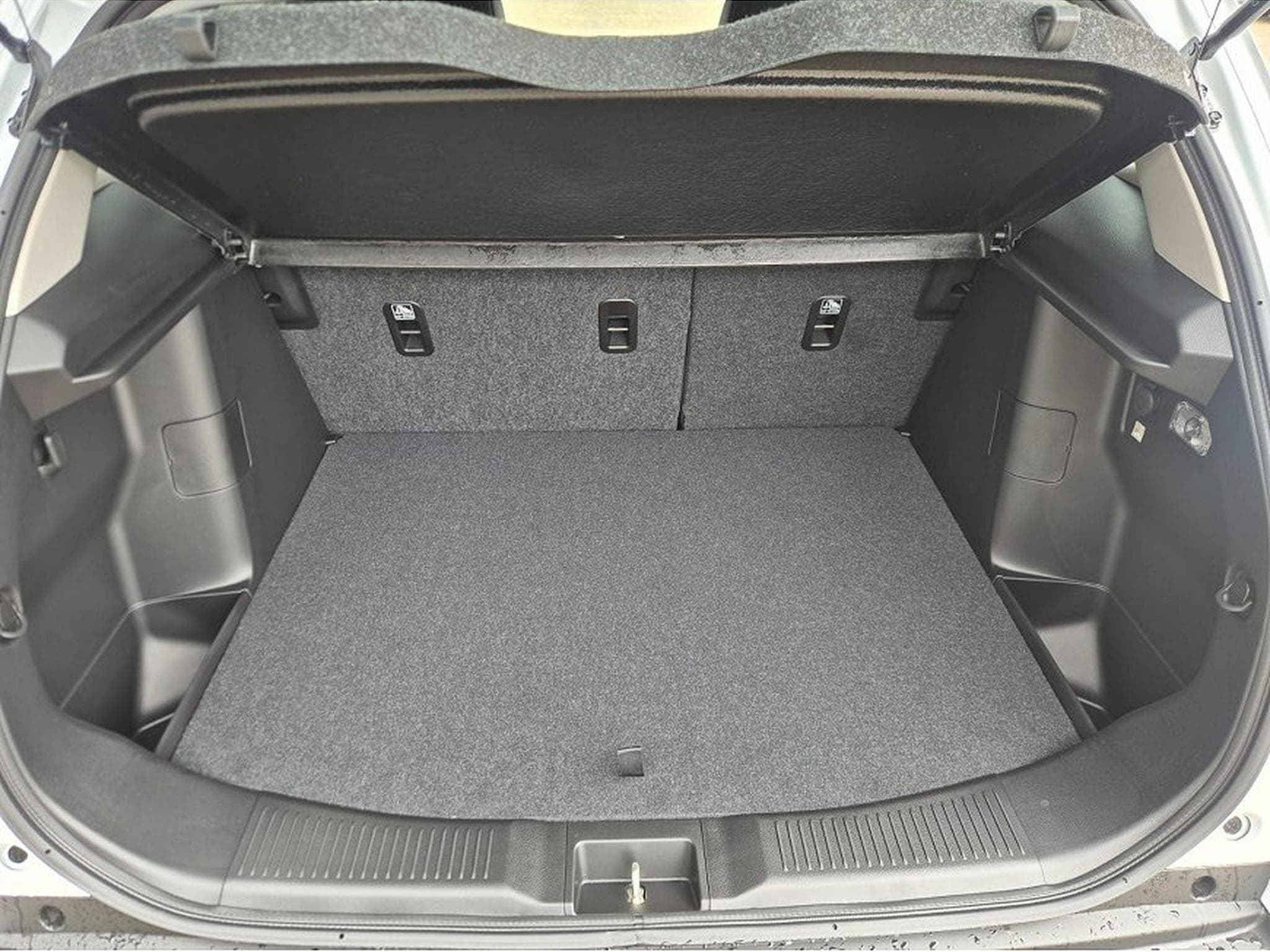 Suzuki S-Cross (2026) - Photo 9