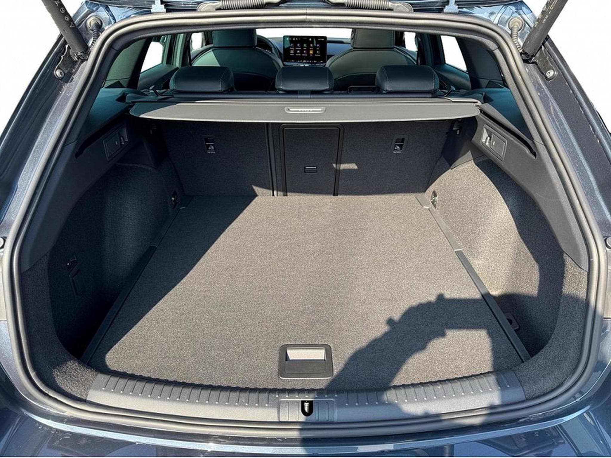 Cupra Leon (2026) - Photo 5