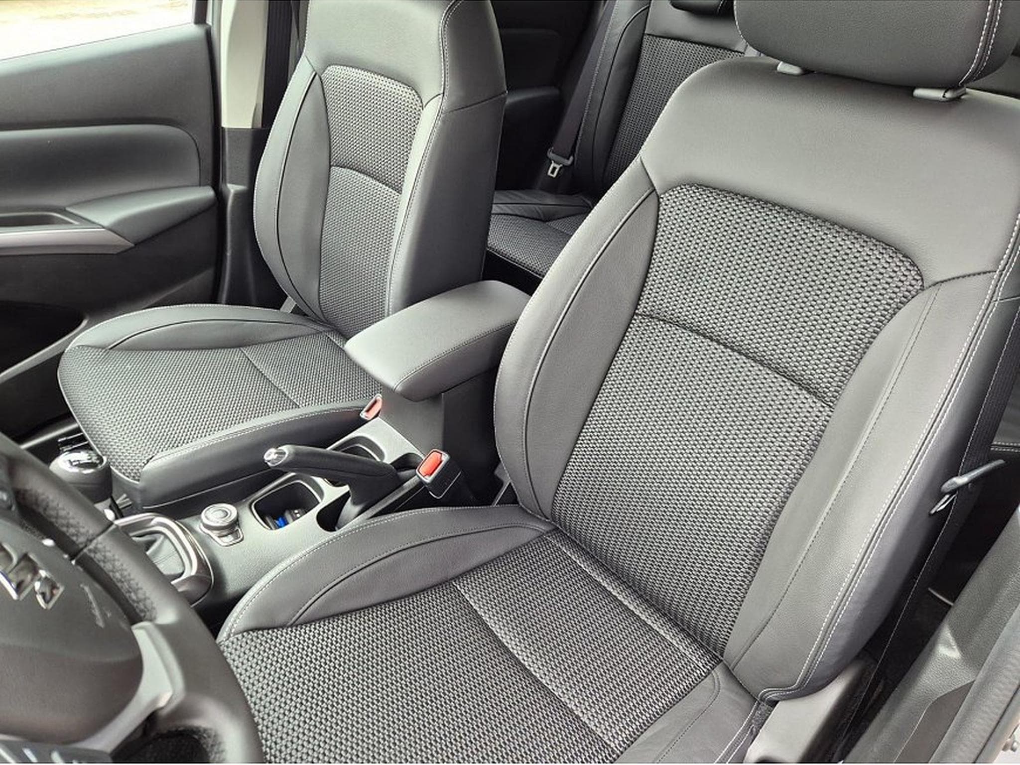 Suzuki S-Cross (2026) - Photo 11