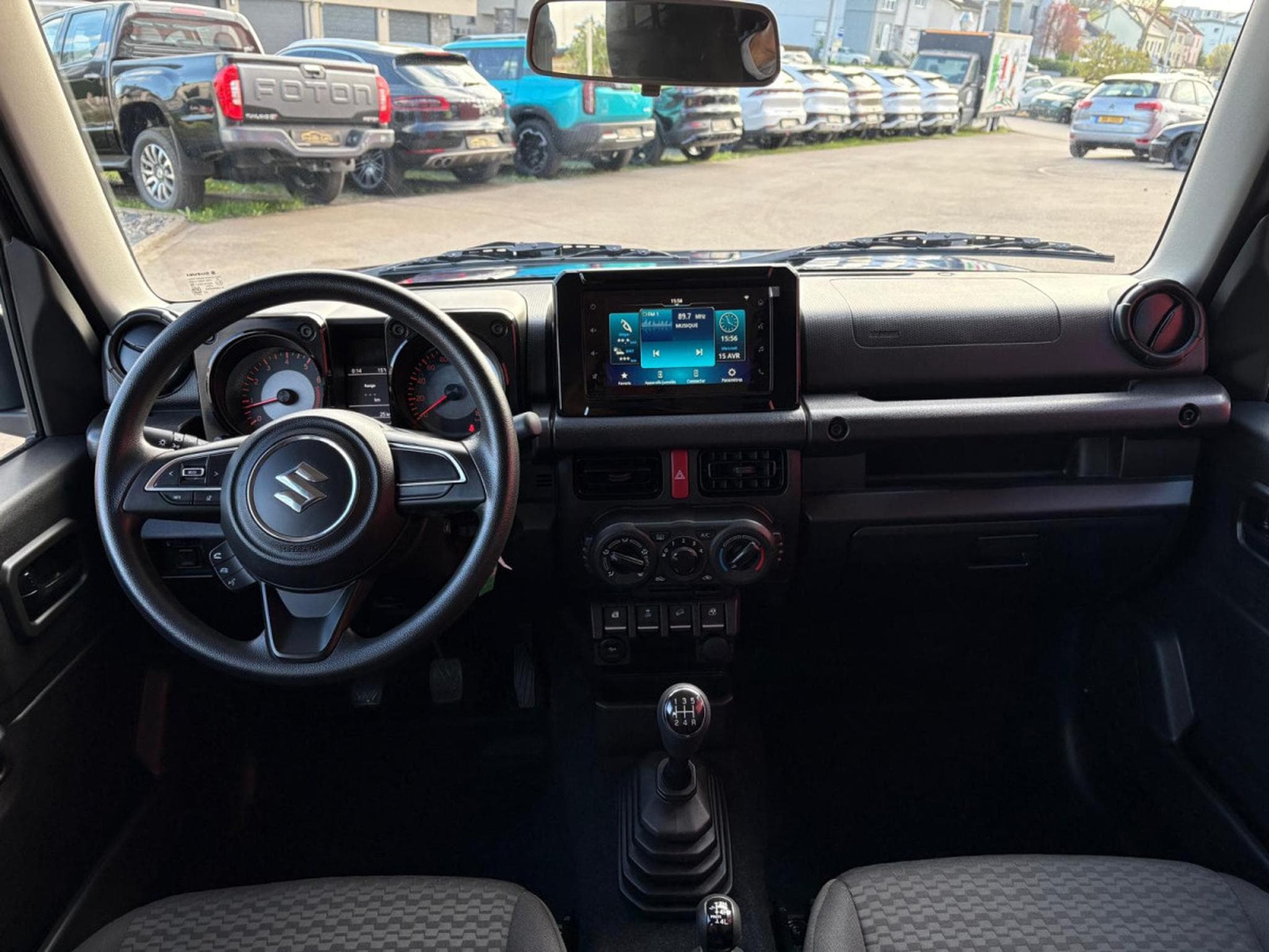Suzuki Jimny 1.5 4WD ALLGRIP 5 PORTES (2025) - Photo 11