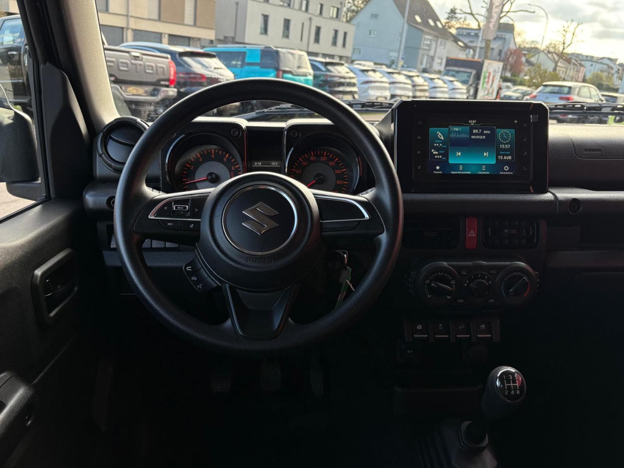 Suzuki Jimny 1.5 4WD ALLGRIP 5 PORTES (2025) - Photo 12