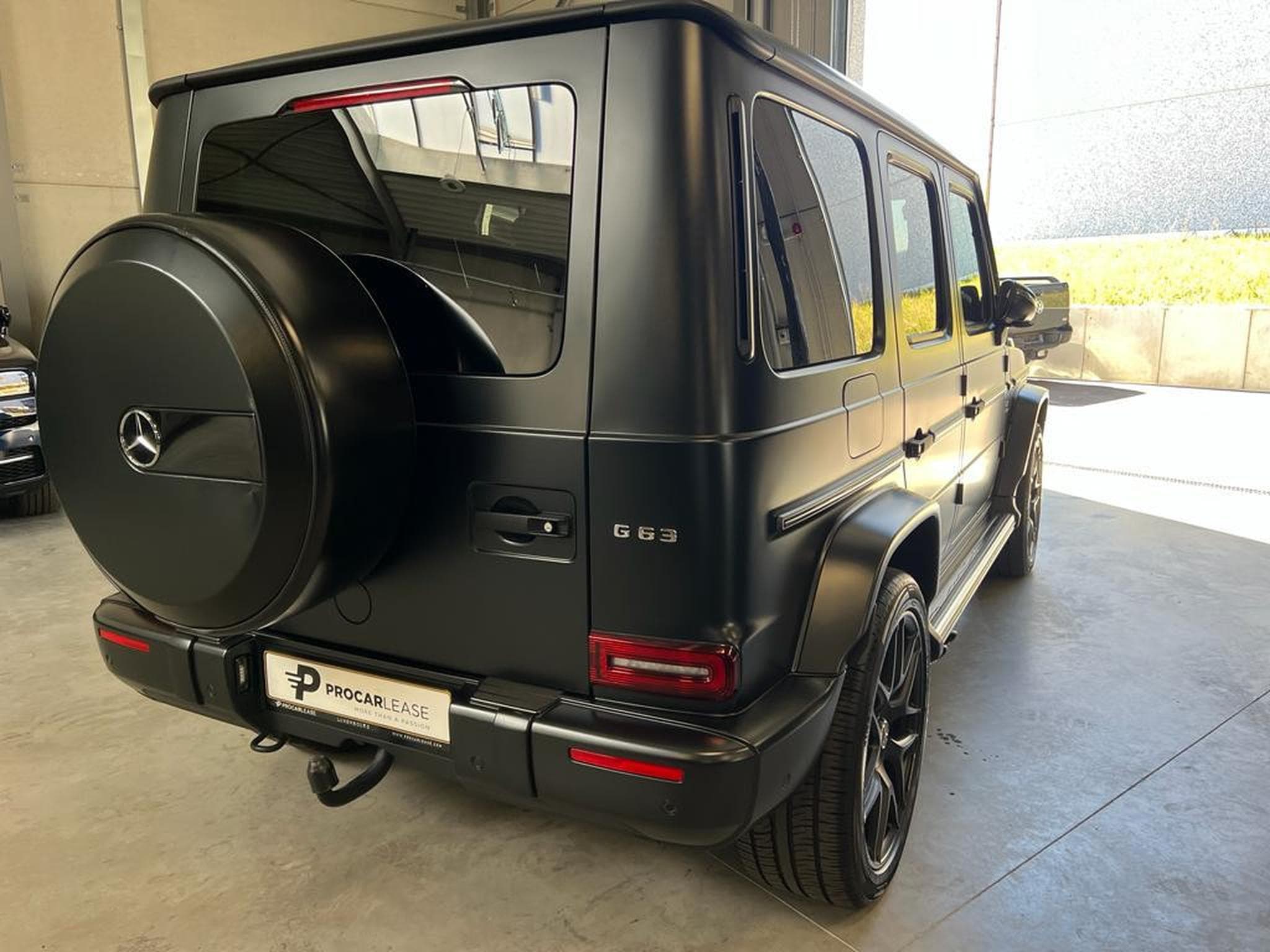 Mercedes G 63 AMG G63 AMG/DVD PAKET/22/CARBON/360/TV/VOLL (2022) - Photo 15