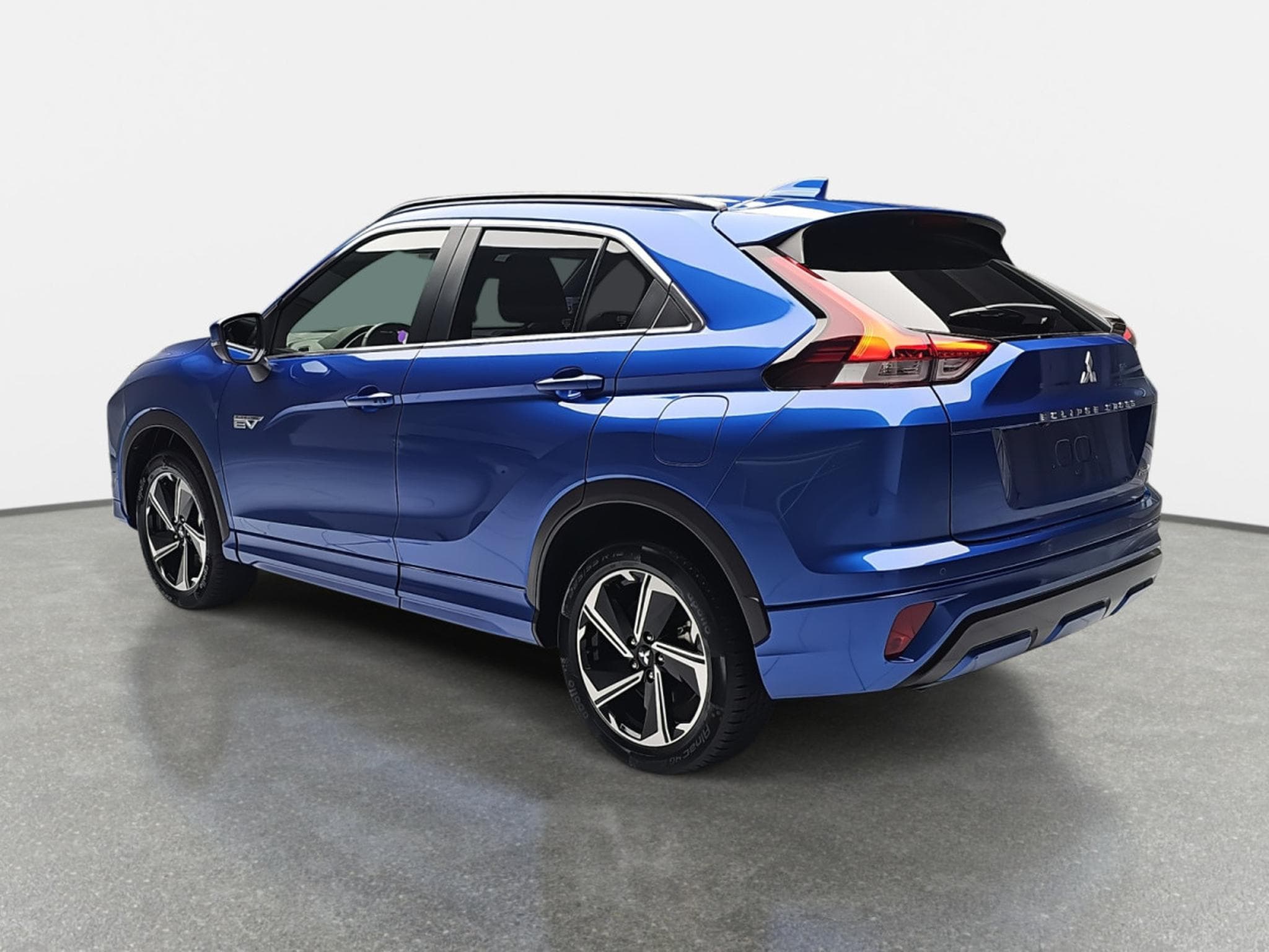 Mitsubishi Eclipse Cross 2.4 MIVEC PHEV CVT Select (2025) - Photo 4