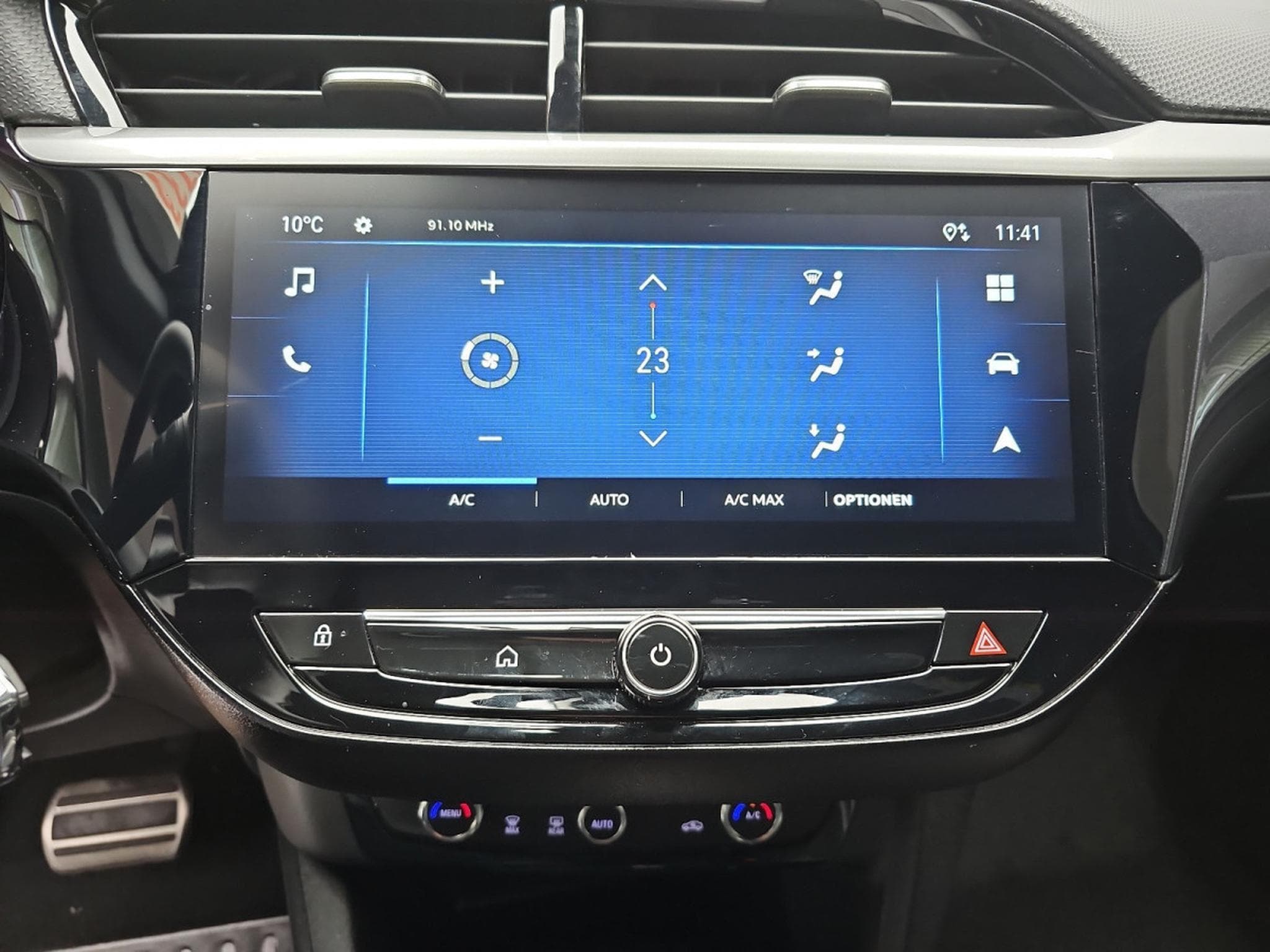 Opel Corsa 1.2 TURBO 101 GS (2025) - Photo 11