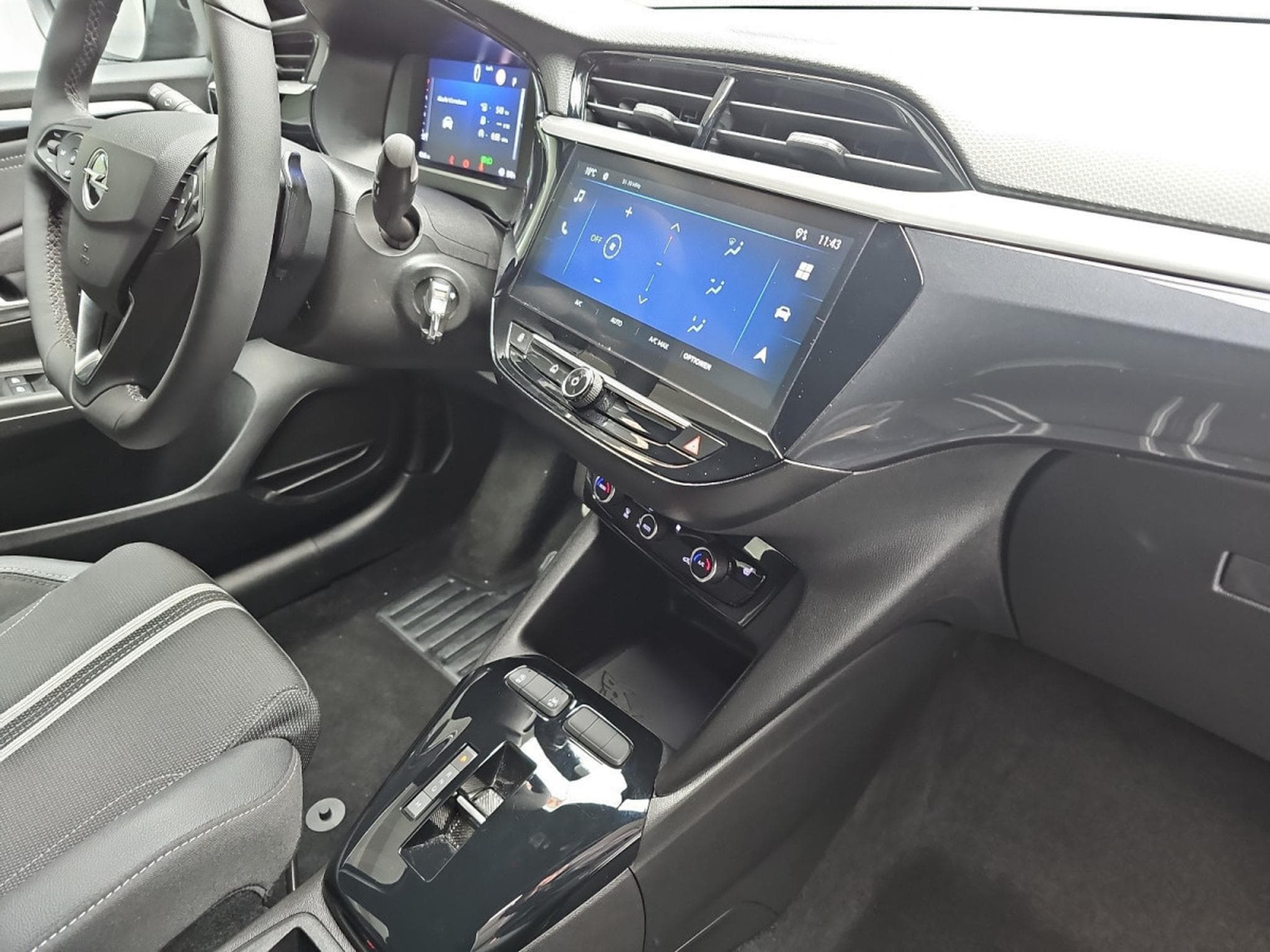 Opel Corsa 1.2 TURBO 101 GS (2025) - Photo 16