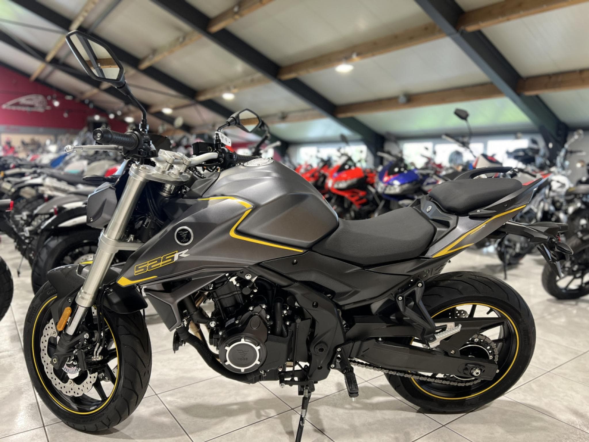 Voge 525 R GRIS (2023) - Photo 4