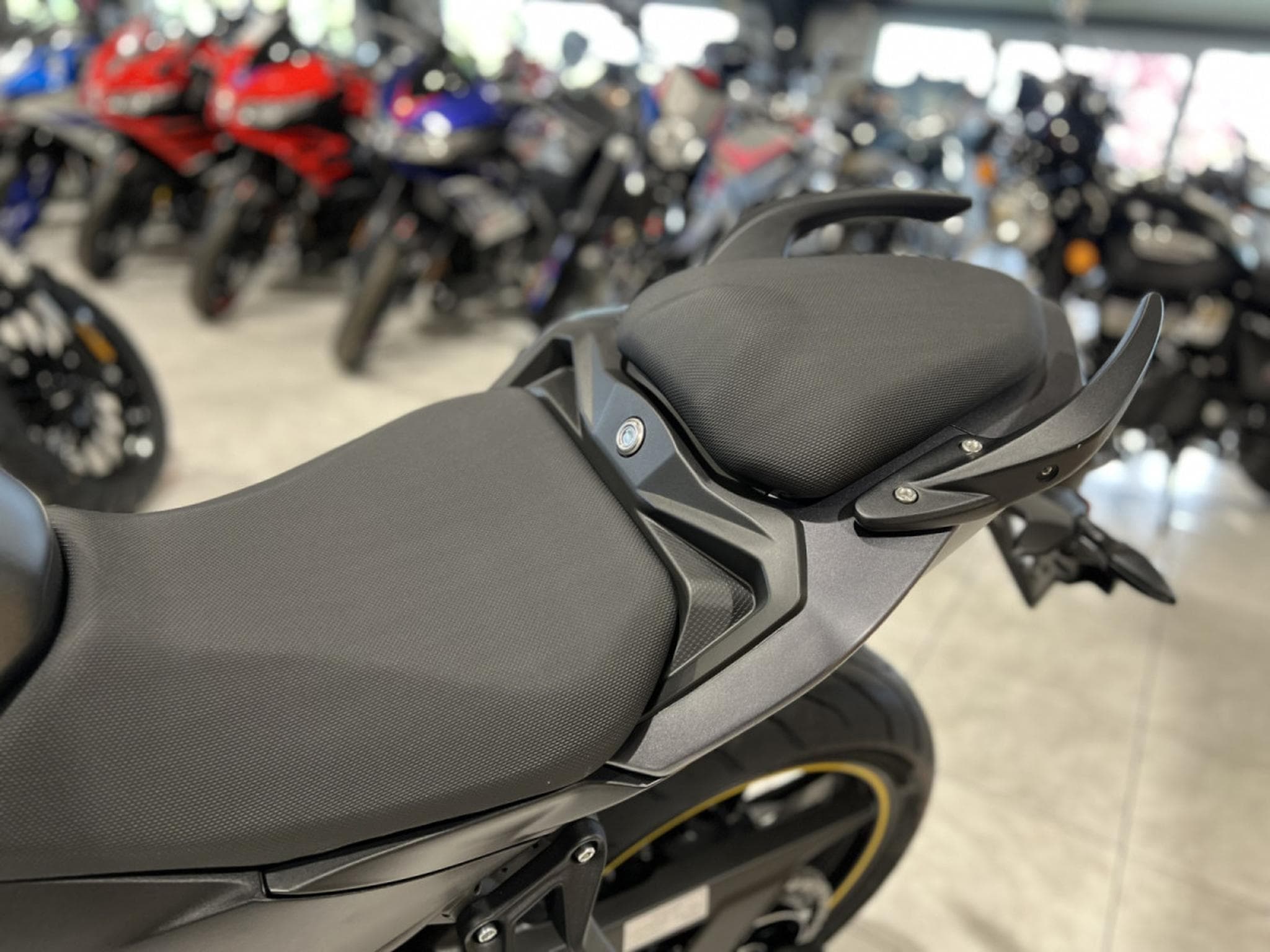 Voge 525 R GRIS (2023) - Photo 5