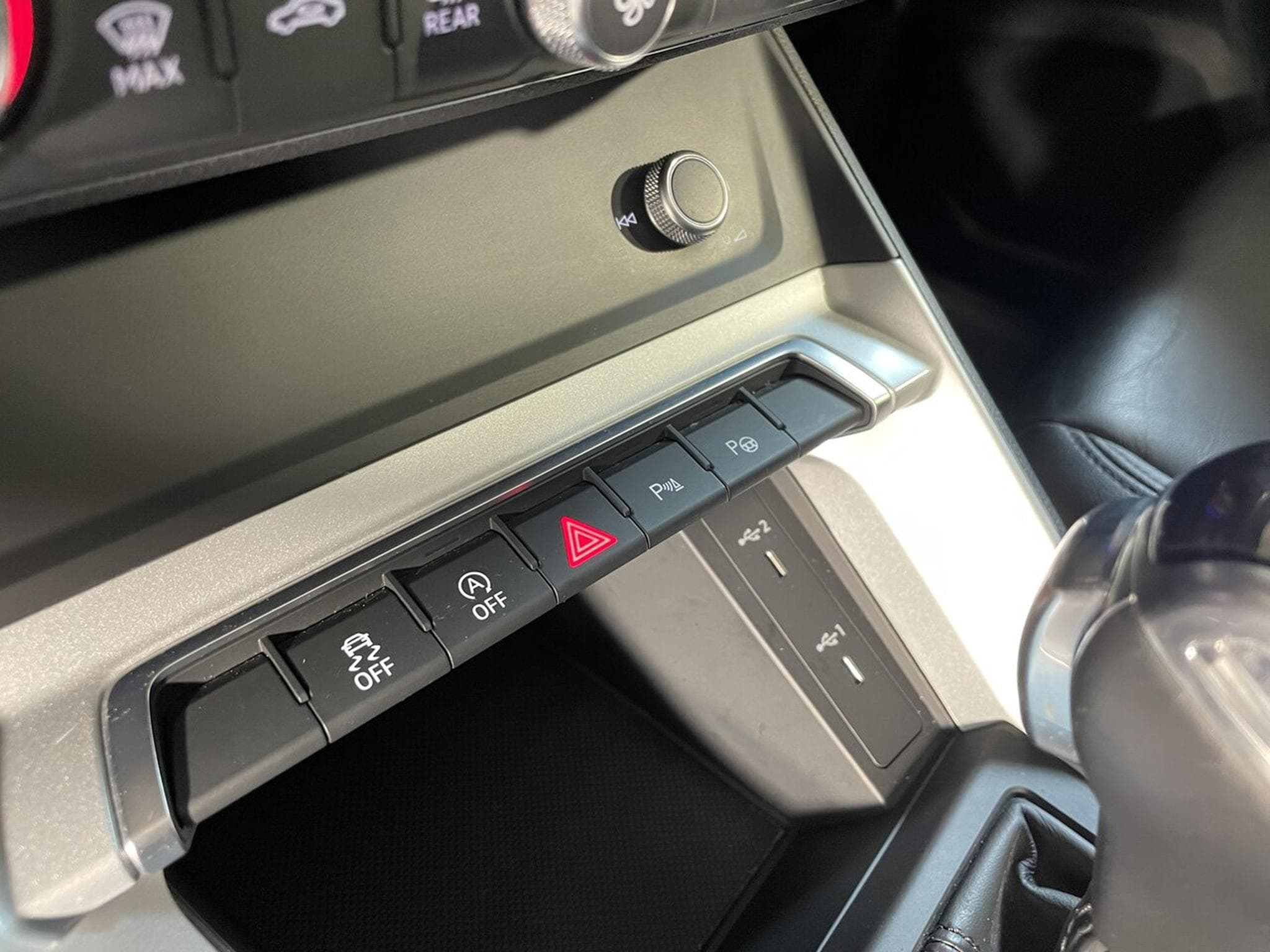 Audi Q3 35 TDI 150 S-TRONIC BUSINESS VIRTUAL COCKPIT (2021) - Photo 7