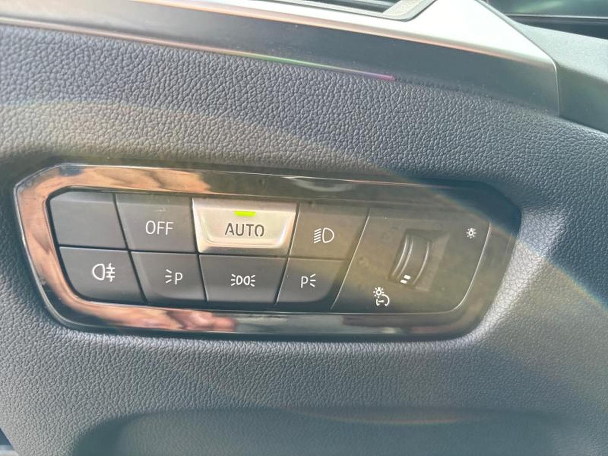 BMW 340 M340i xDrive berline Kit M Sport (2024) - Photo 12