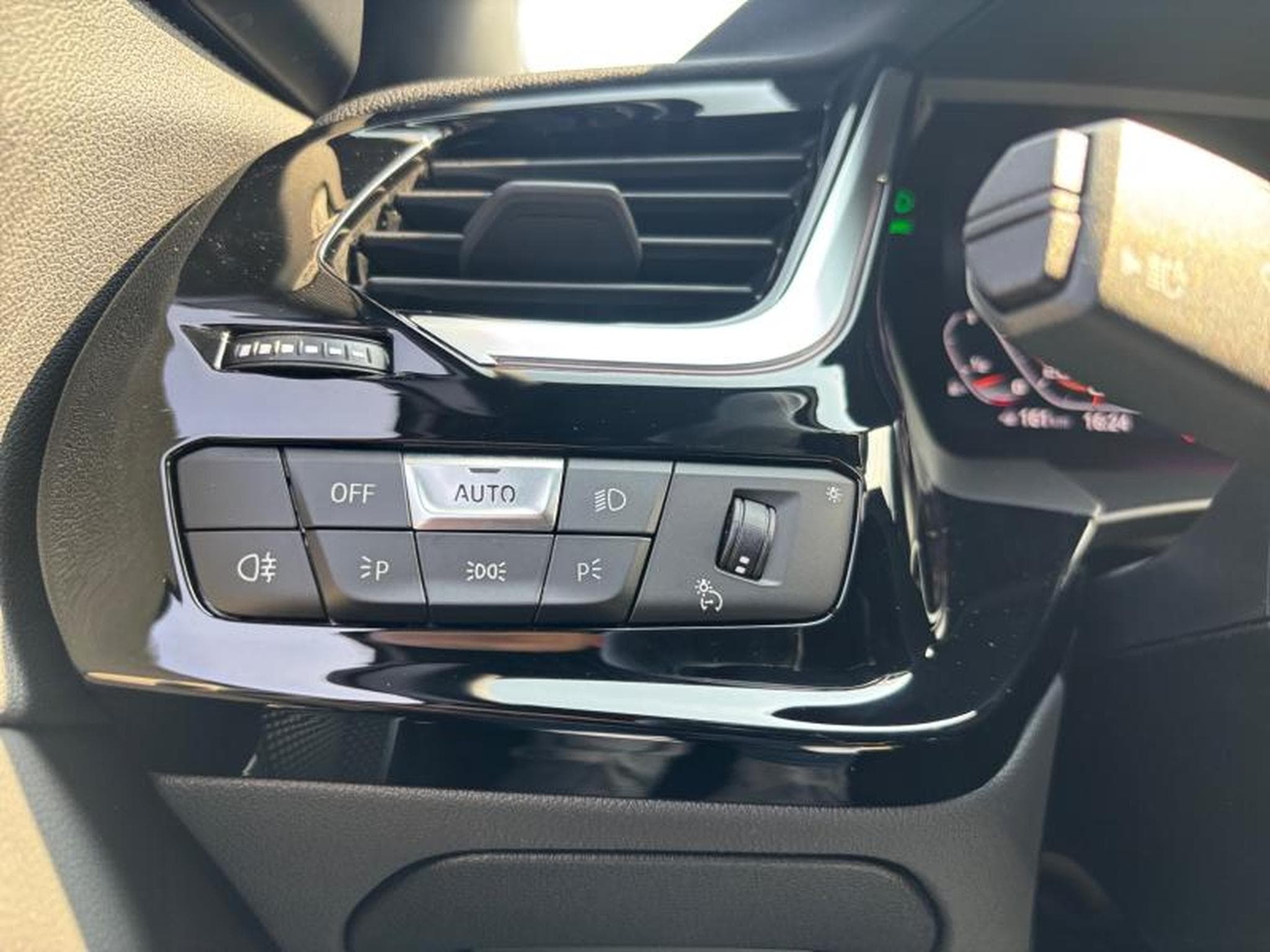 BMW Z4 Z4 M40i Kit M Sport (2024) - Photo 15