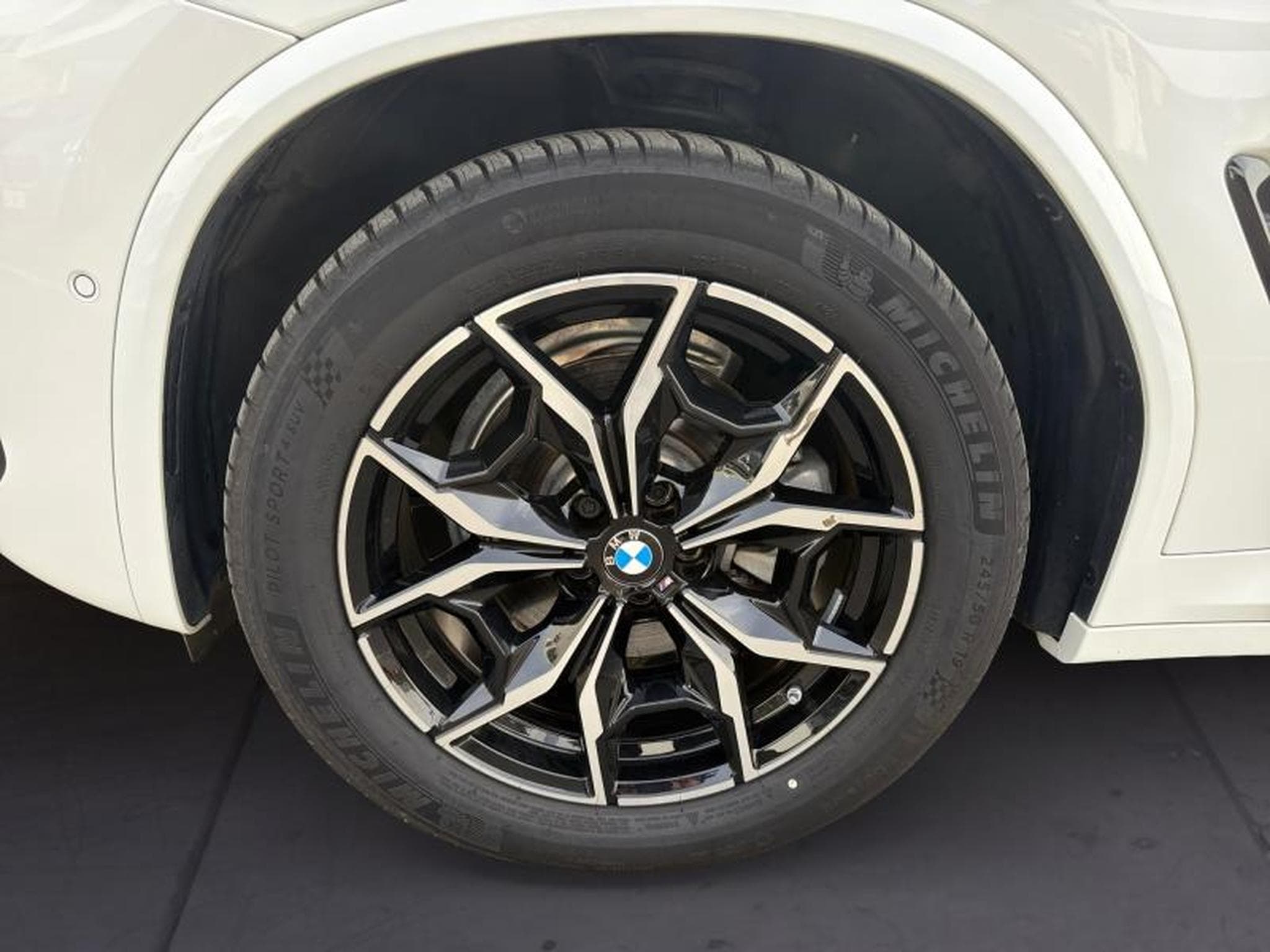 BMW X4 X4 xDrive20d Kit M Sport (2024) - Photo 8