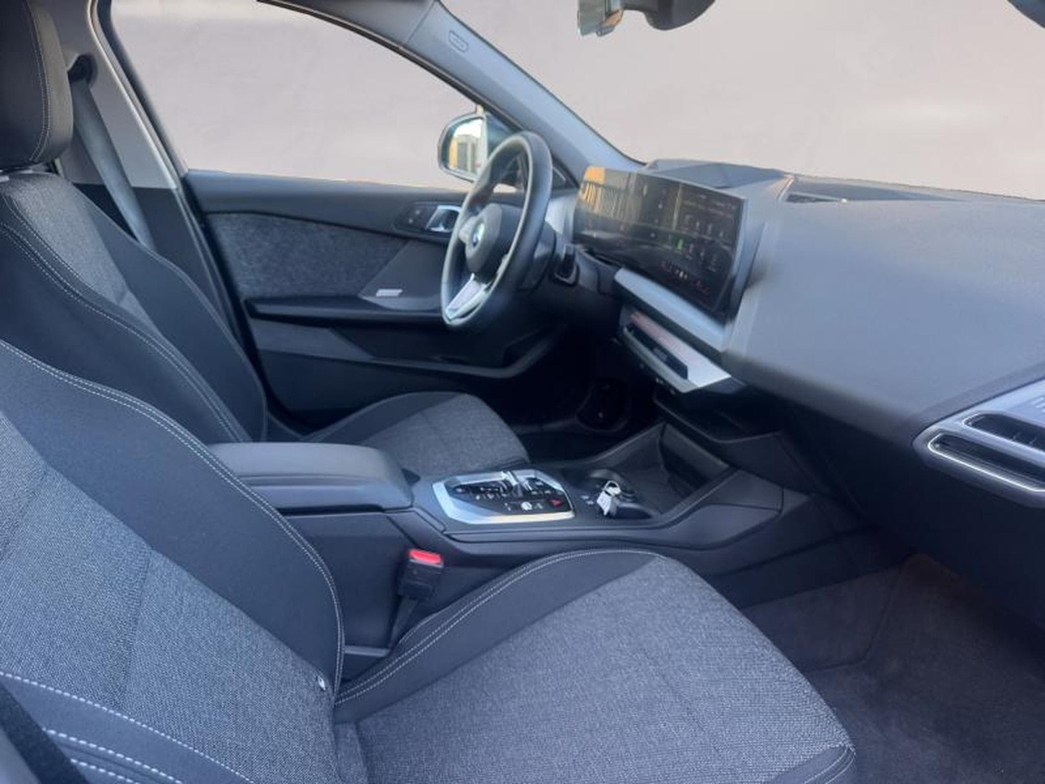 BMW 120 120 Kit M Sport (2024) - Photo 11