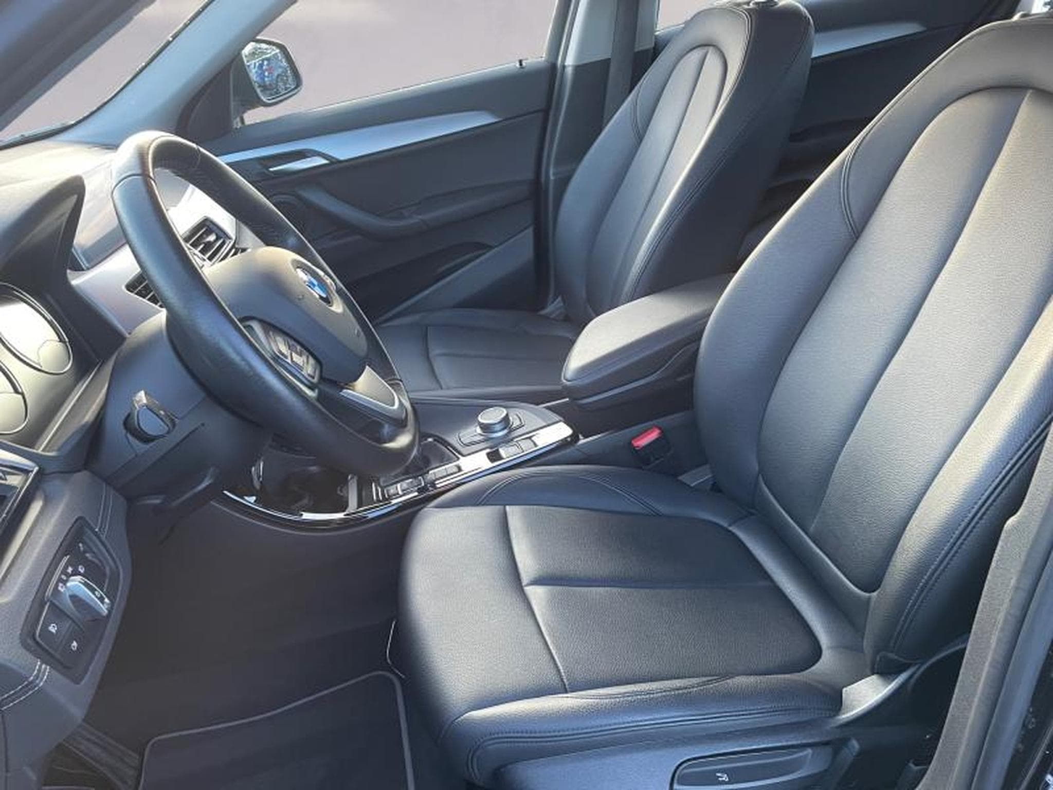 BMW X2 X2 sDrive18d (2021) - Photo 9