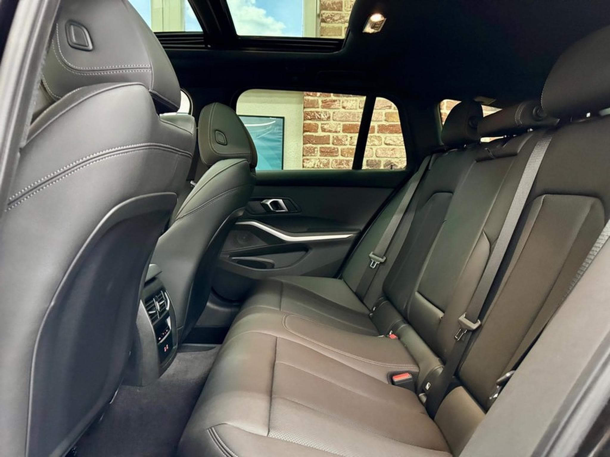 BMW 320 320dA Touring 2.0 190cv Auto M-SPORT (2024) - Photo 6