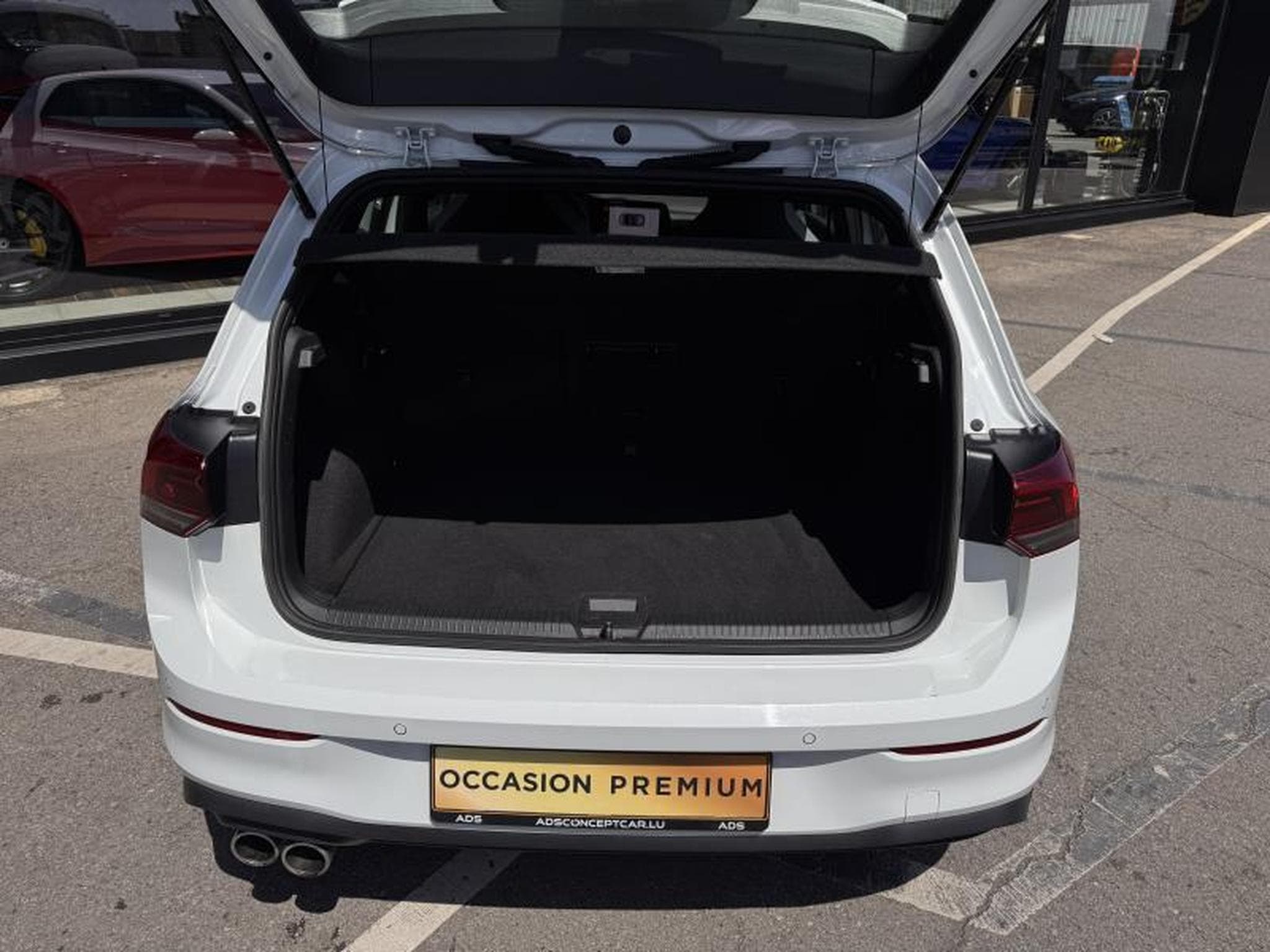 VW Golf VIII GTD 2.0 TDI SCR 200CV (2023) - Photo 12