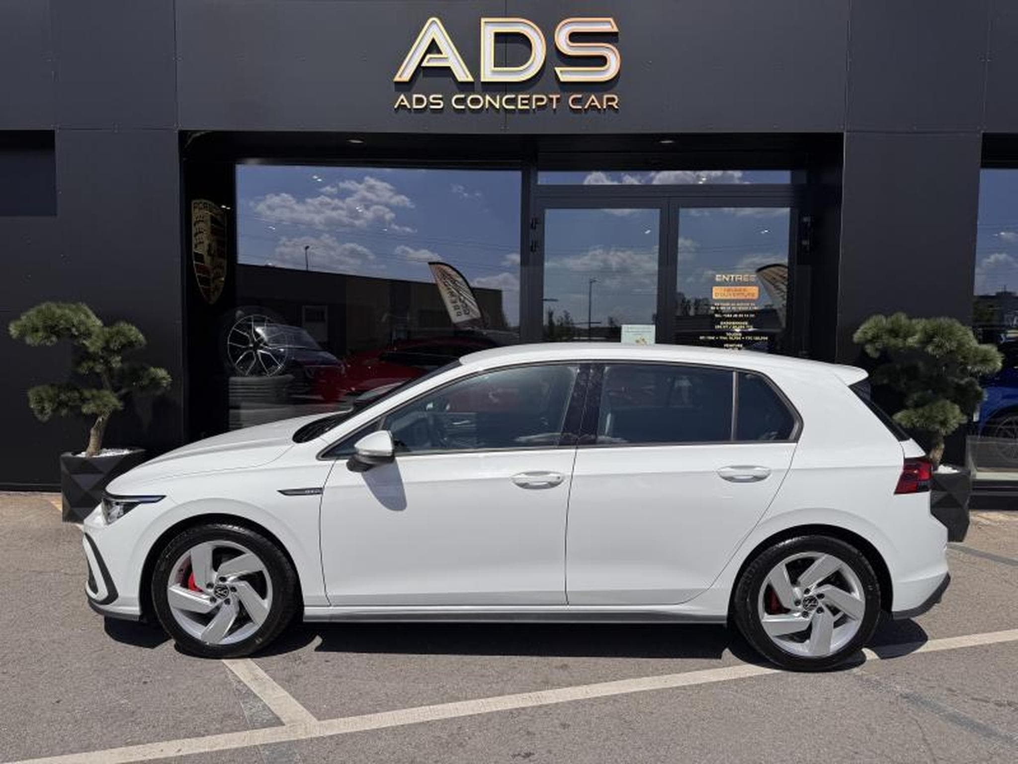 VW Golf VIII GTD 2.0 TDI SCR 200CV (2023) - Photo 3