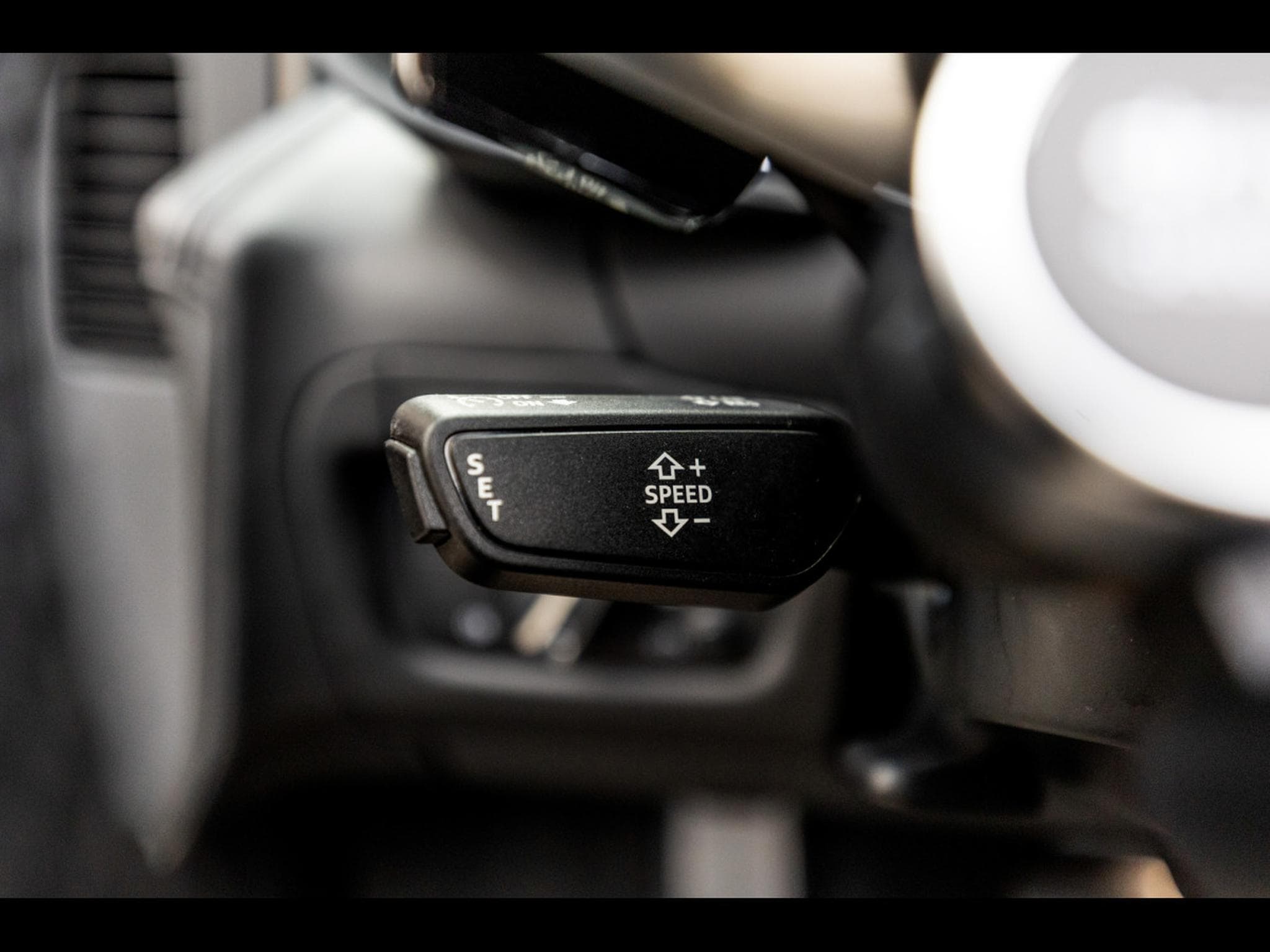 Audi R8 SPYDER V10 PERFORMANCE 5.2 FSI QUATTRO S-TRONIC – PACK KARHU (2022) - Foto 18