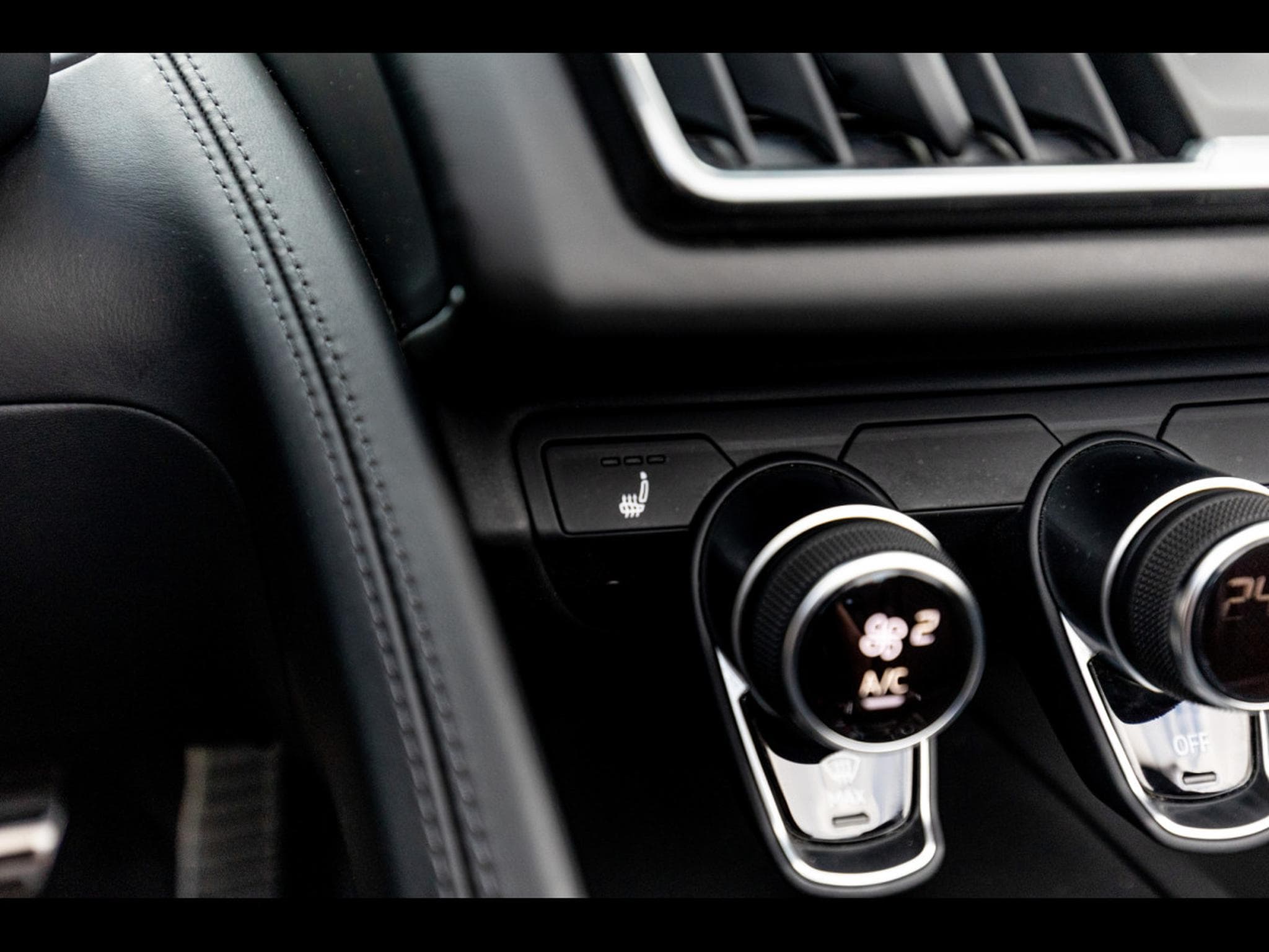 Audi R8 SPYDER V10 PERFORMANCE 5.2 FSI QUATTRO S-TRONIC – PACK KARHU (2022) - Foto 22